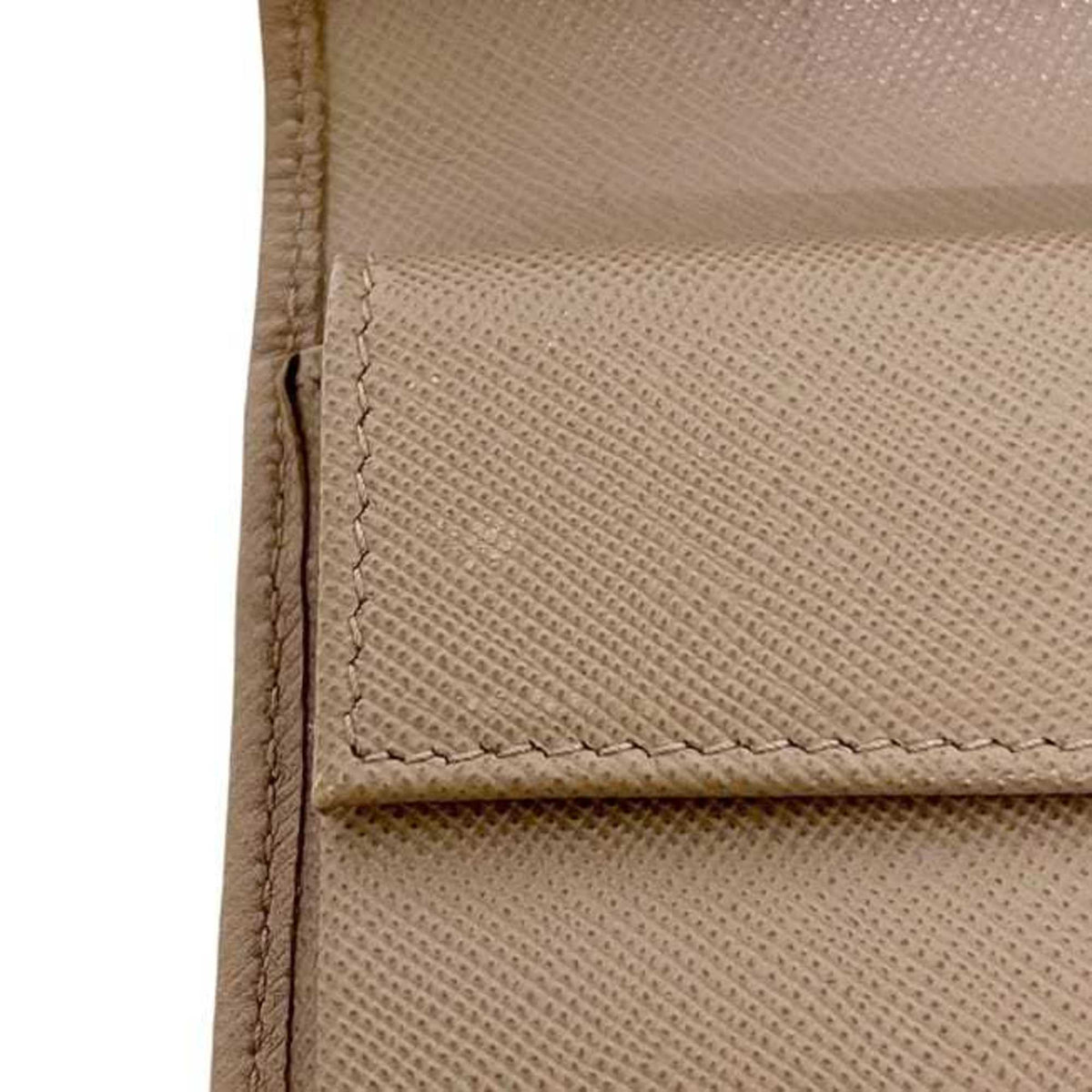 Prada Beige Saffiano Metal Wallet (Bi-Fold) (Pre-Owned)