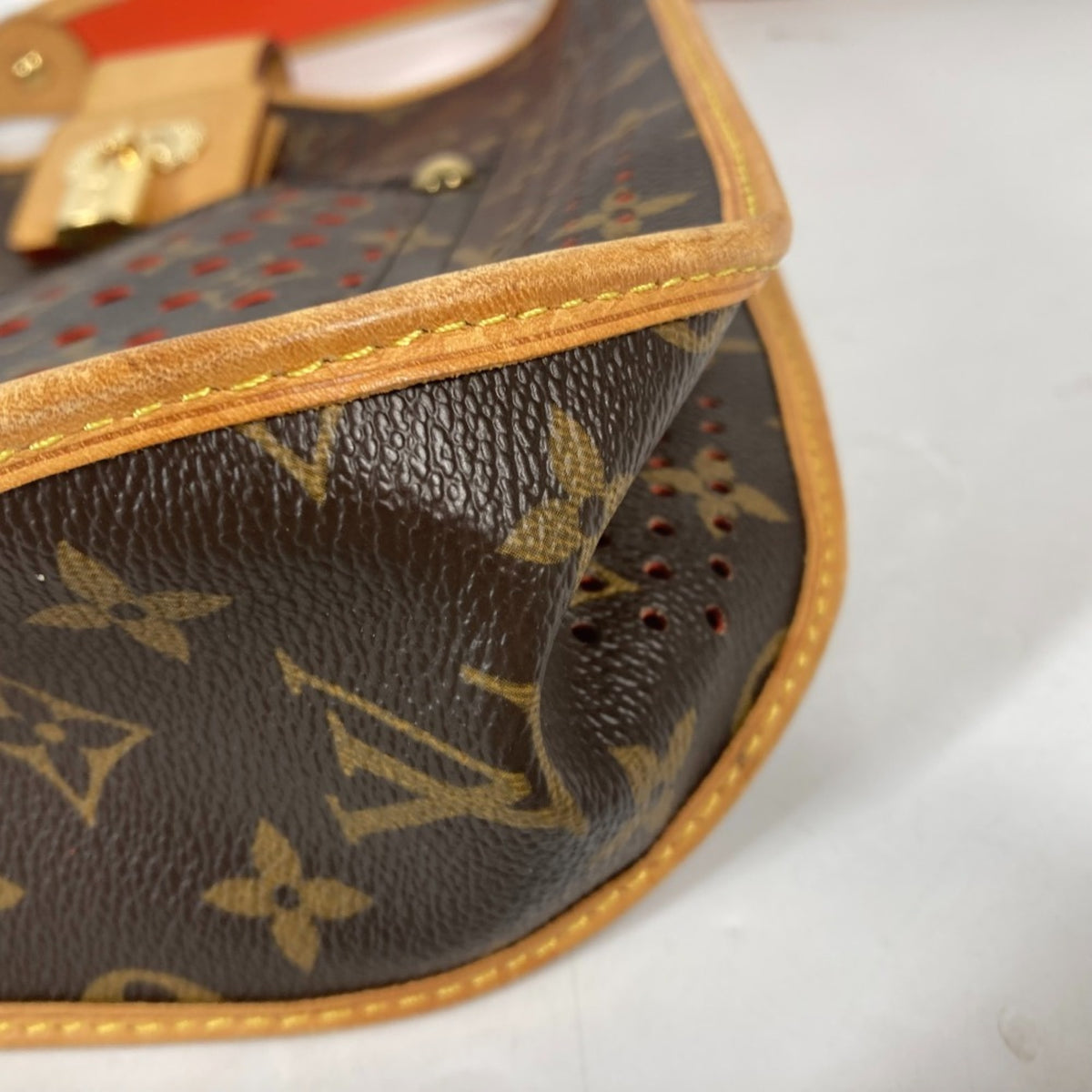Louis Vuitton Brown Orange Monogram Shoulder Bag (Pre-Owned)