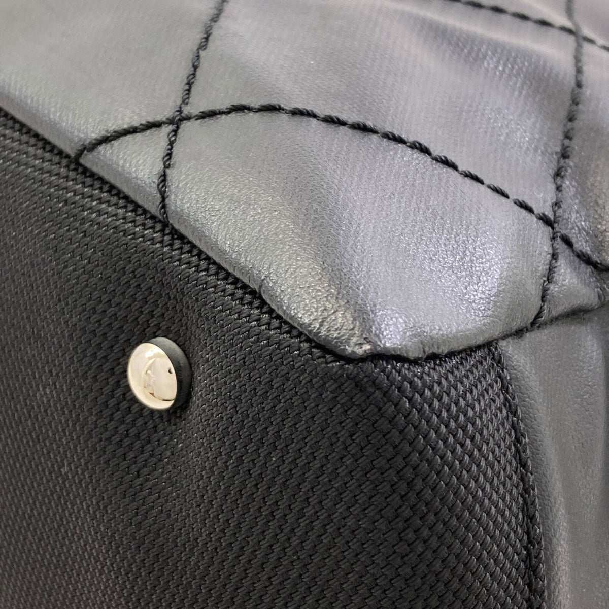 Chanel Black Coated Canvas Tote Bag (Pre-Owned)