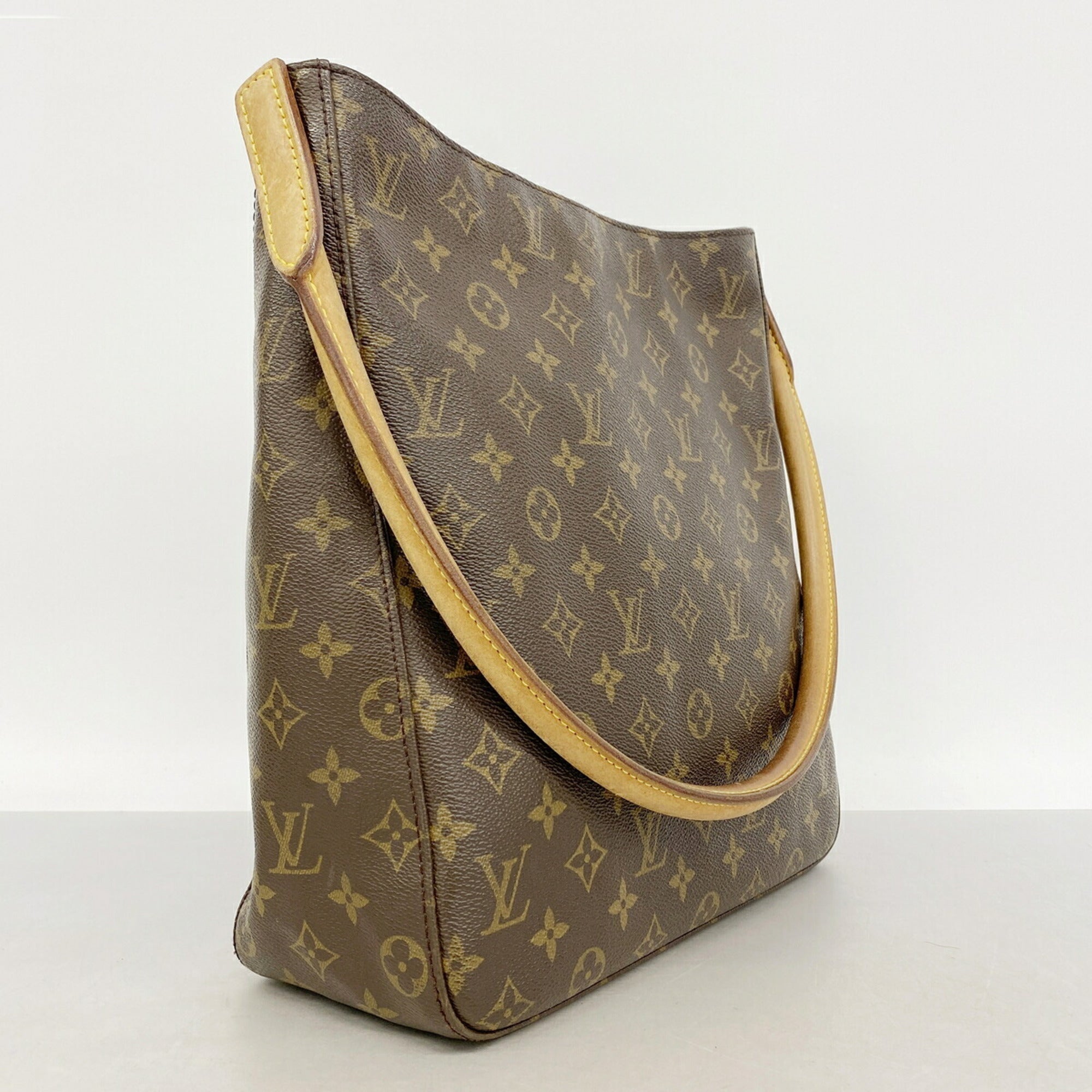 Louis Vuitton Brown Shoulder Bag (Pre-Owned)