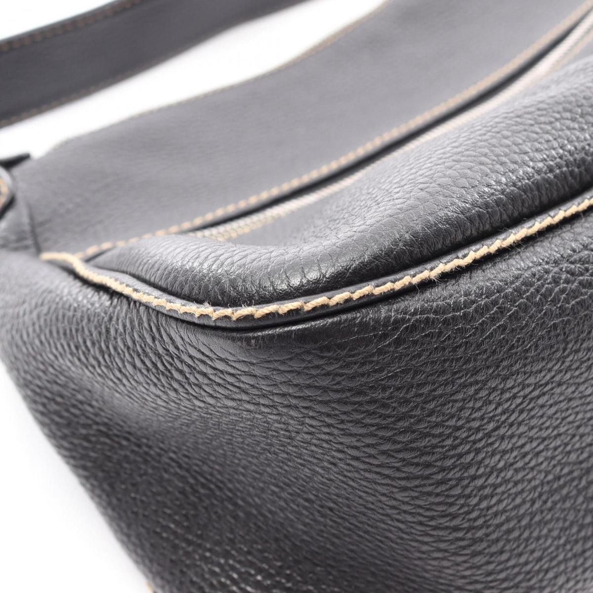 Chanel Black Leather Handbag Shoulder Bag (Pre-Owned)