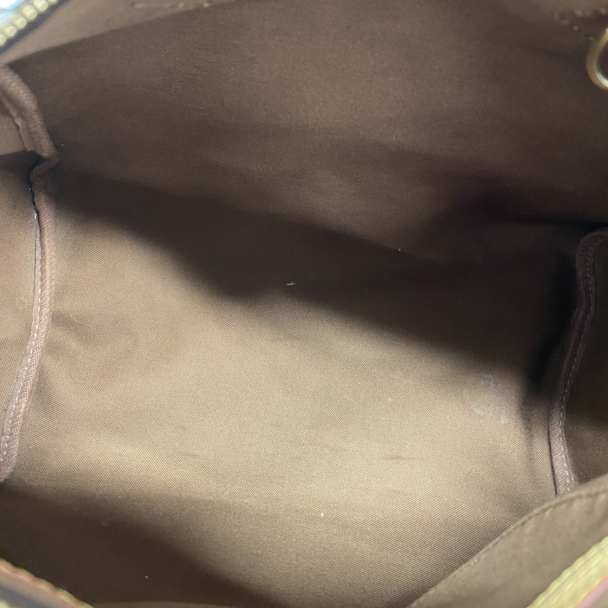 Louis Vuitton Blanc Handbag (Pre-Owned)