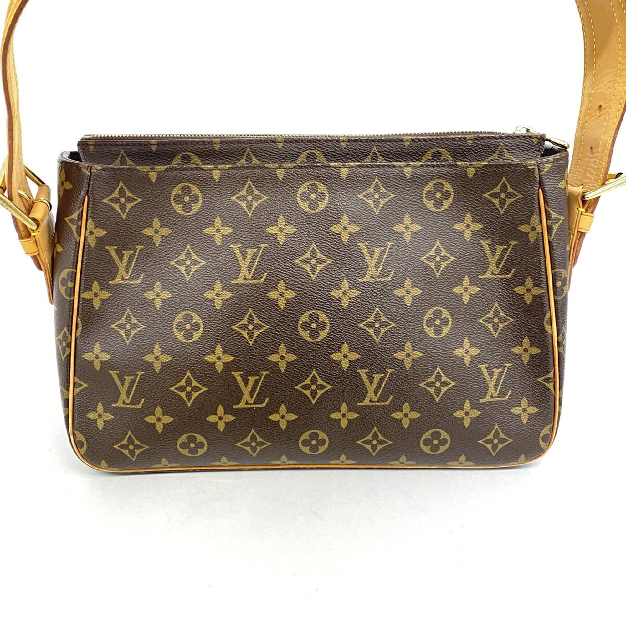 Louis Vuitton Brown Shoulder Bag (Pre-Owned)