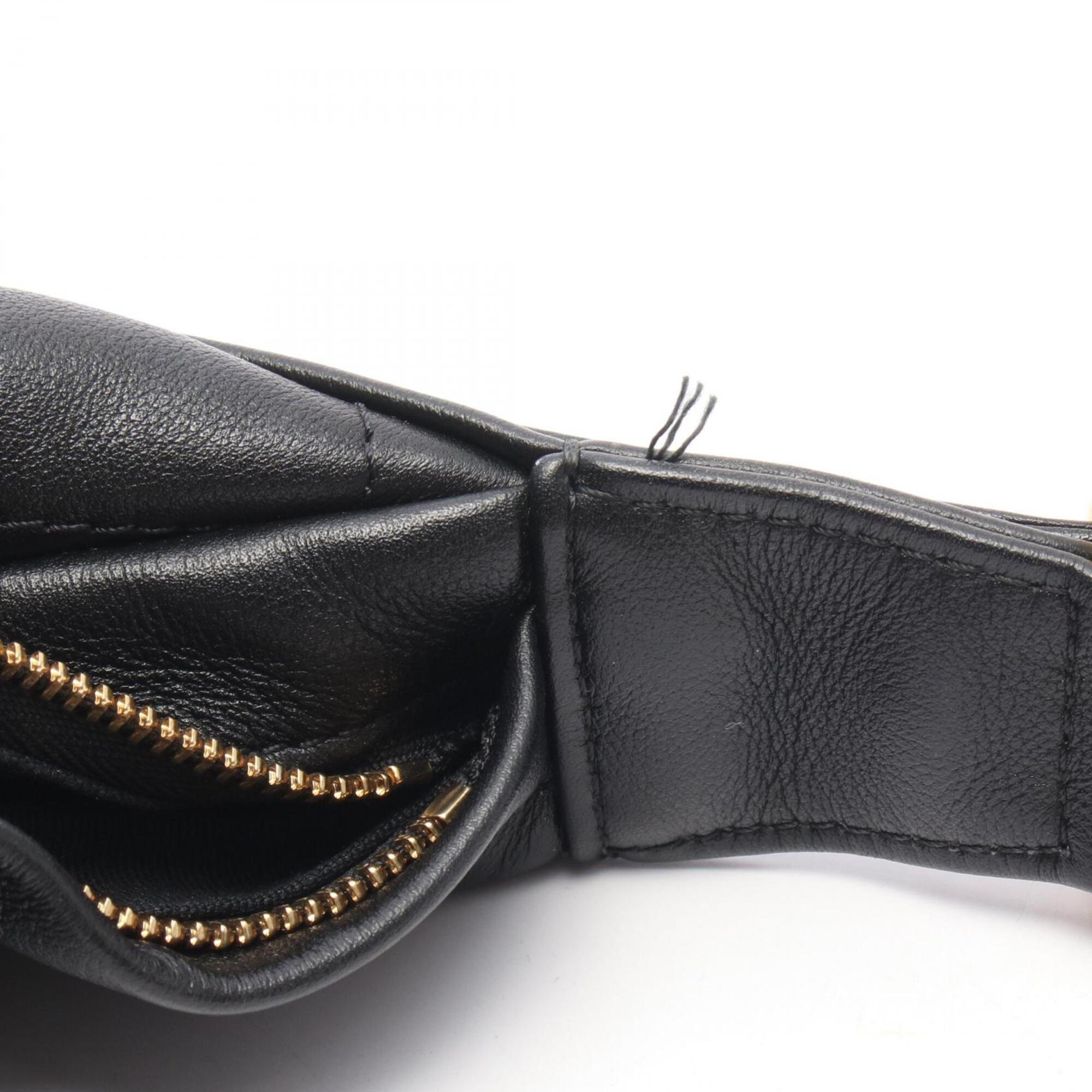 Chanel Black Leather Handbag Shoulder Bag (Pre-Owned)