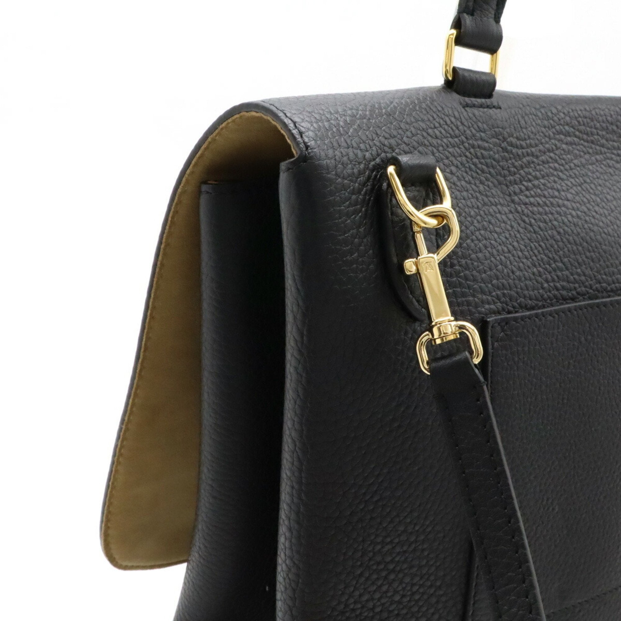 Louis Vuitton Noir Leather Handbag Shoulder Bag (Pre-Owned)