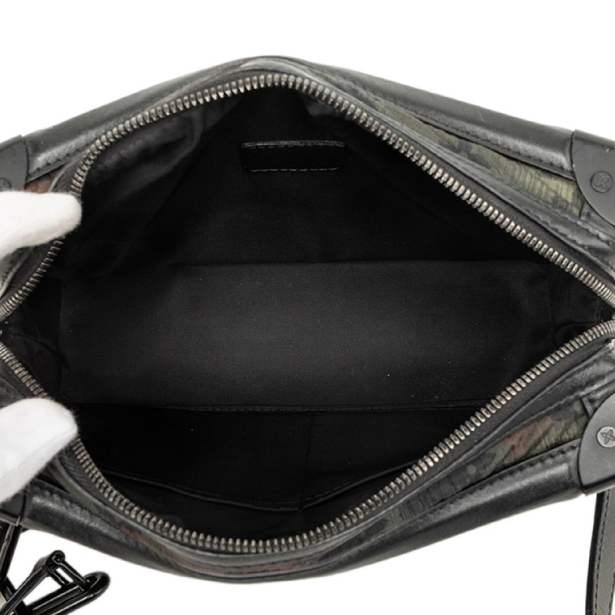 Louis Vuitton Black Khaki Nylon Leather Shoulder Bag (Pre-Owned)