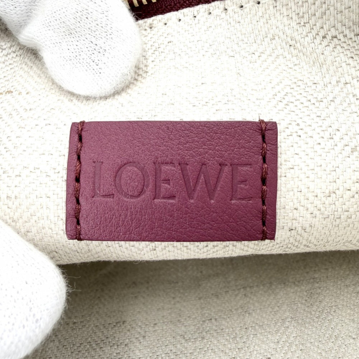 Loewe Bordeaux Leather Clutch Bag Pouch (Pre-Owned)