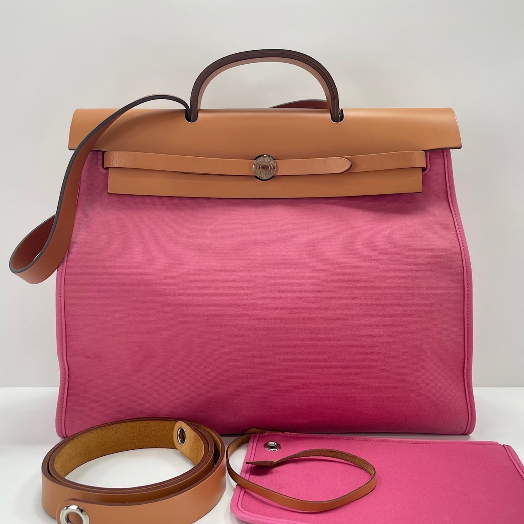Hermes Her Bag Pink Tote Bag (Pre-Owned)