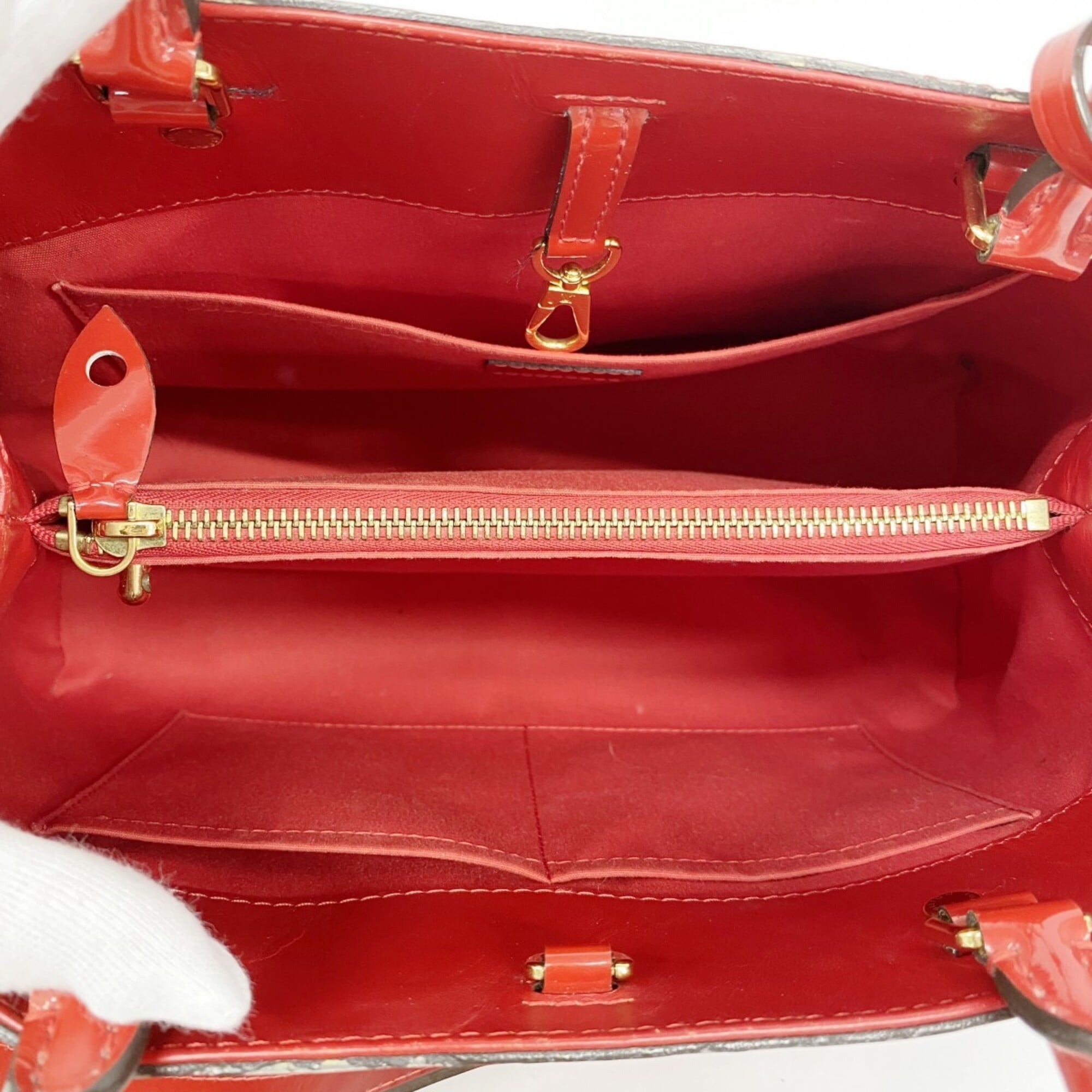 Louis Vuitton Cerise Handbag (Pre-Owned)