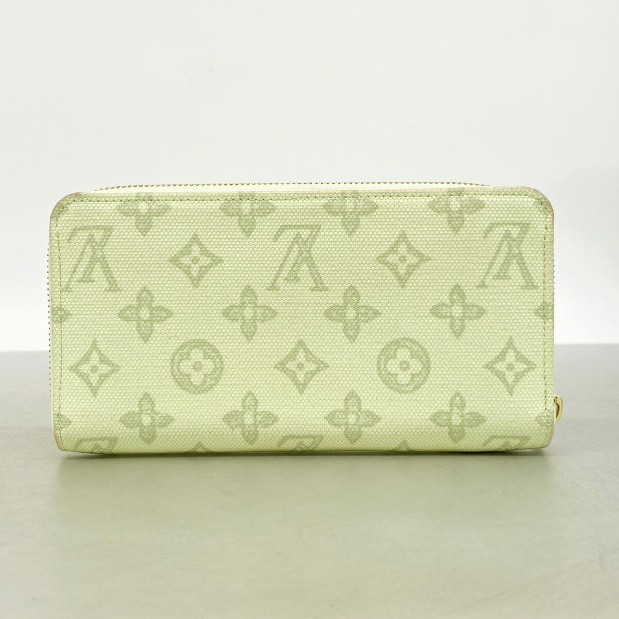 Louis Vuitton Green Long Wallet (Bi-Fold) (Pre-Owned)