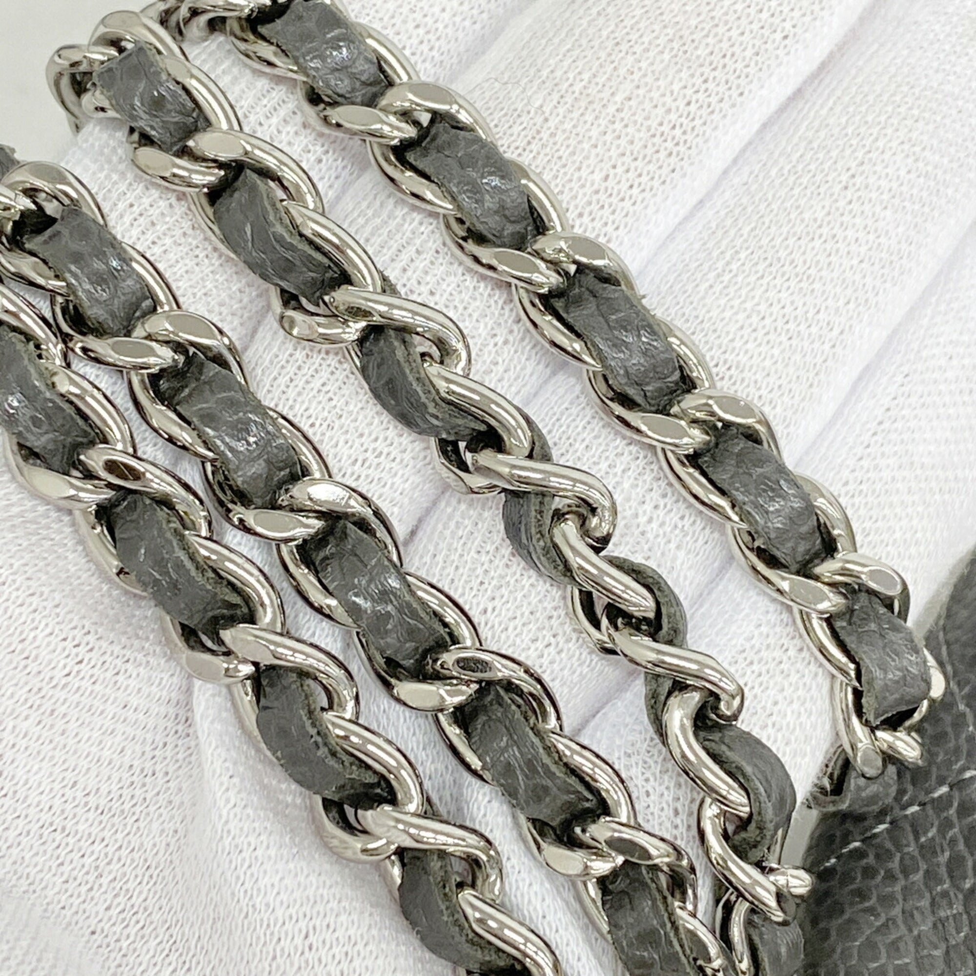 Chanel Gray Grained Calfskin Shoulder Bag (Pre-Owned)
