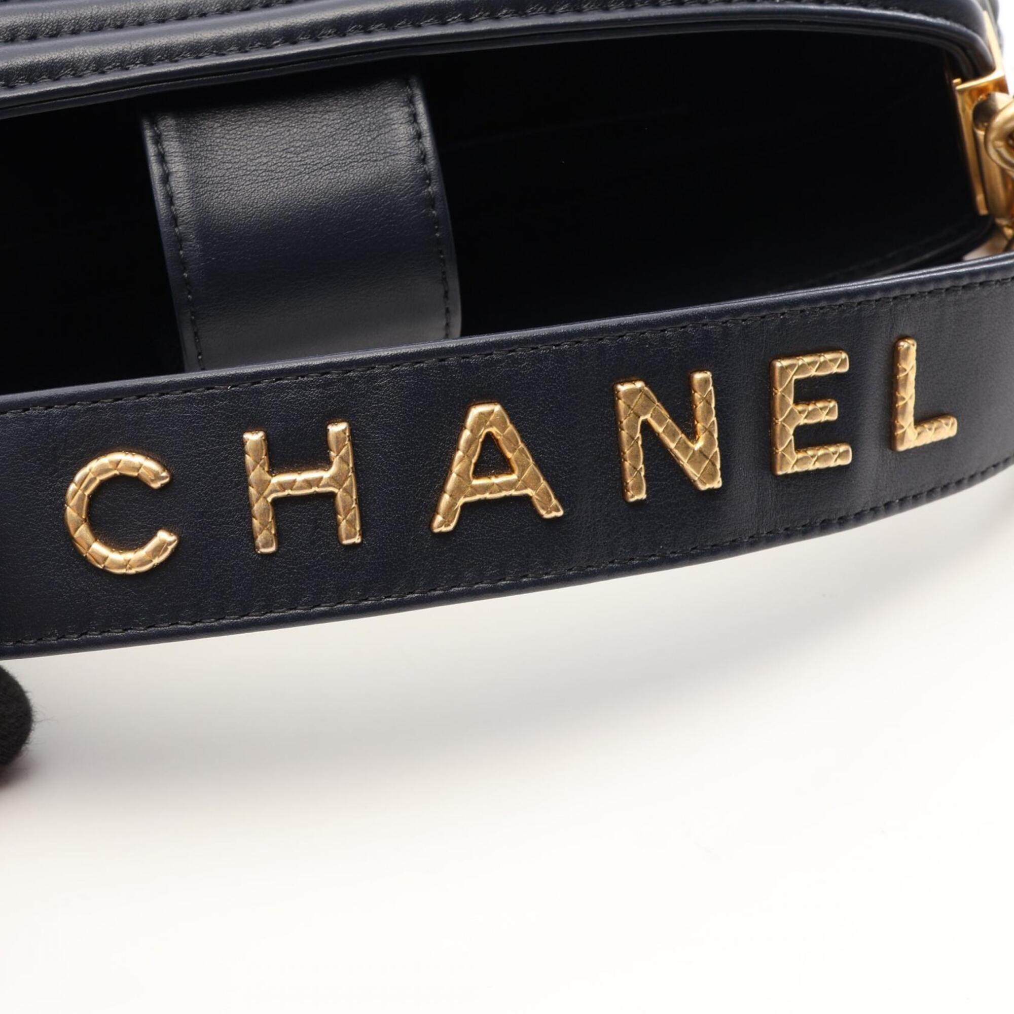 Chanel Navy Leather Handbag Shoulder Bag (Pre-Owned)