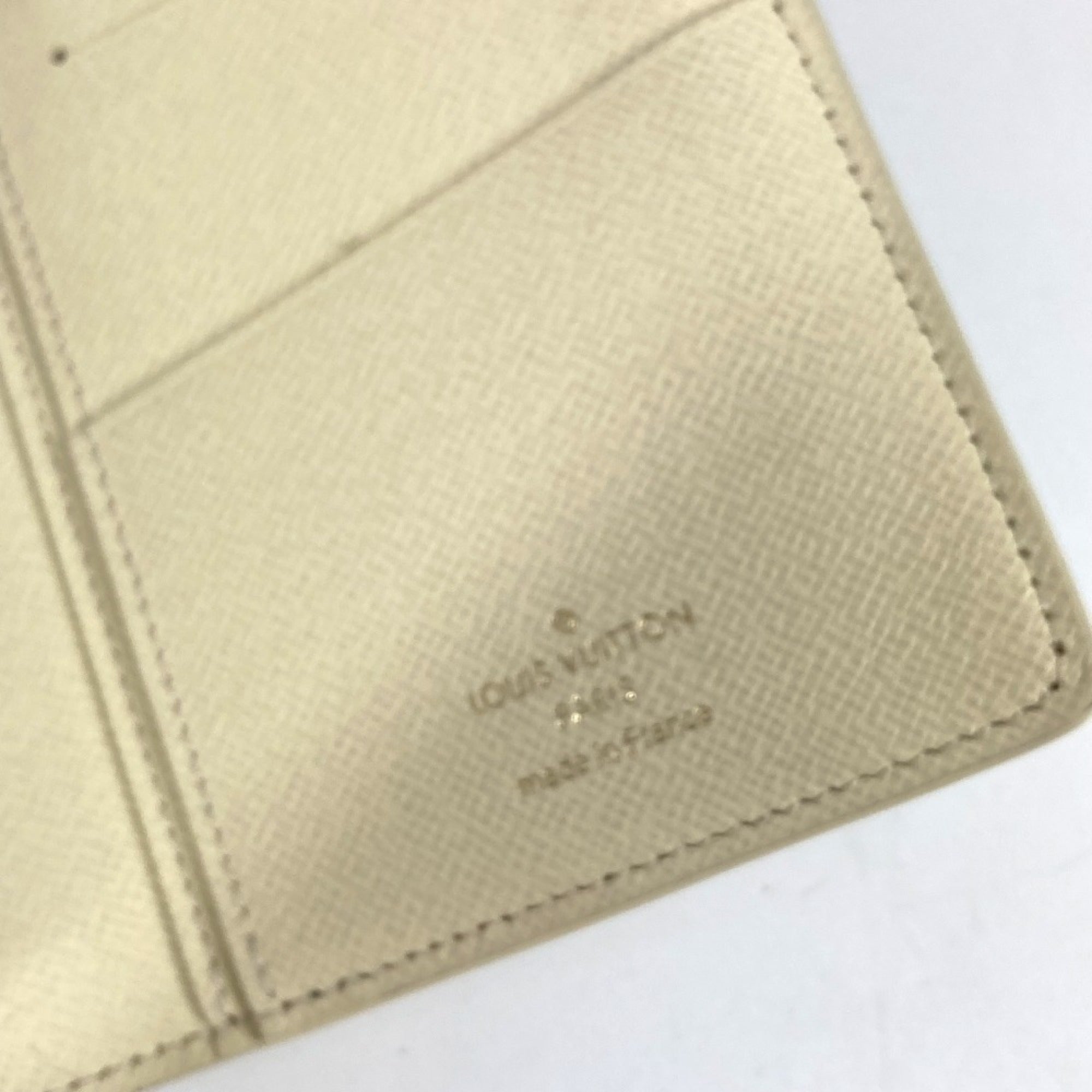Louis Vuitton Monogram Multi-Color White Monogram Long Wallet (Bi-Fold) (Pre-Owned)
