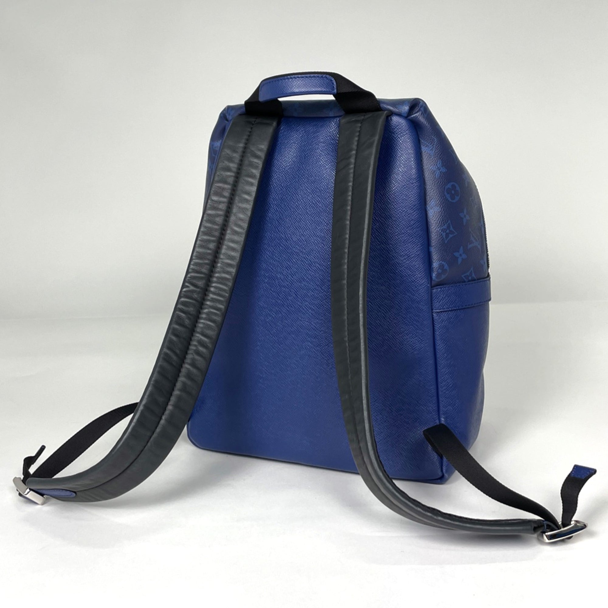 Louis Vuitton Cobalt Taigarama Backpack (Pre-Owned)