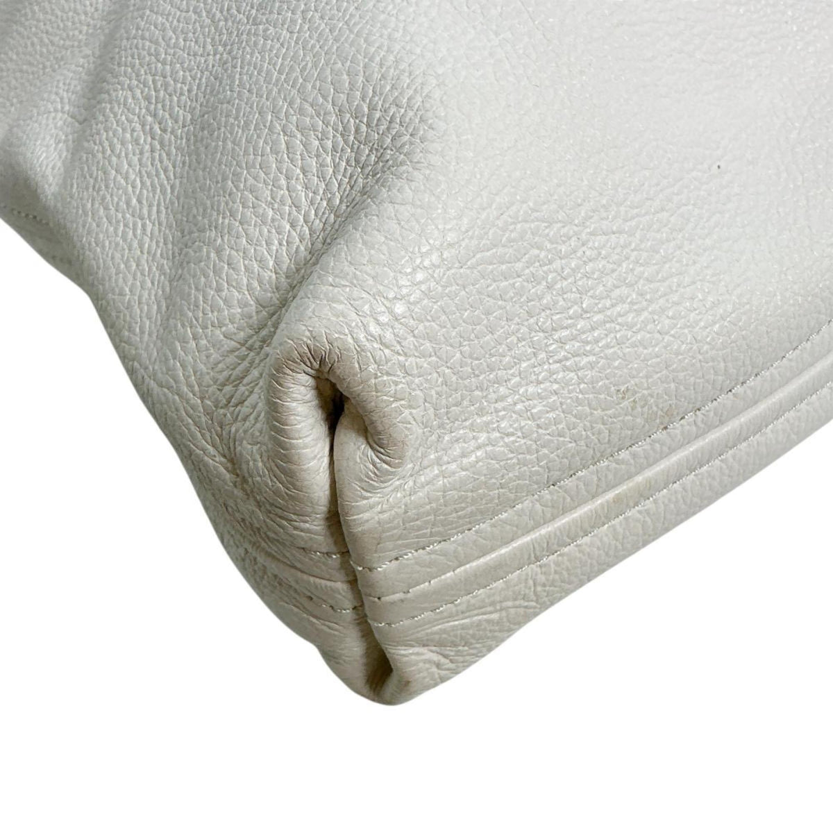 Michael Kors White Leather Handbag Tote Bag (Pre-Owned)