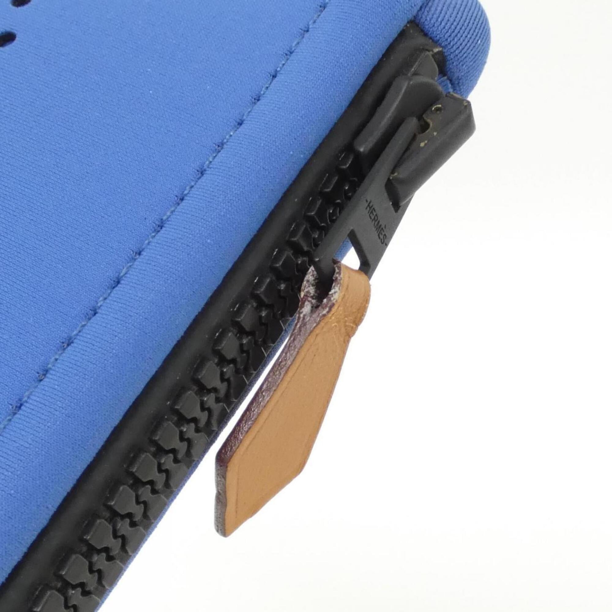 Hermes Blue Polyamide Pouch (Pre-Owned)