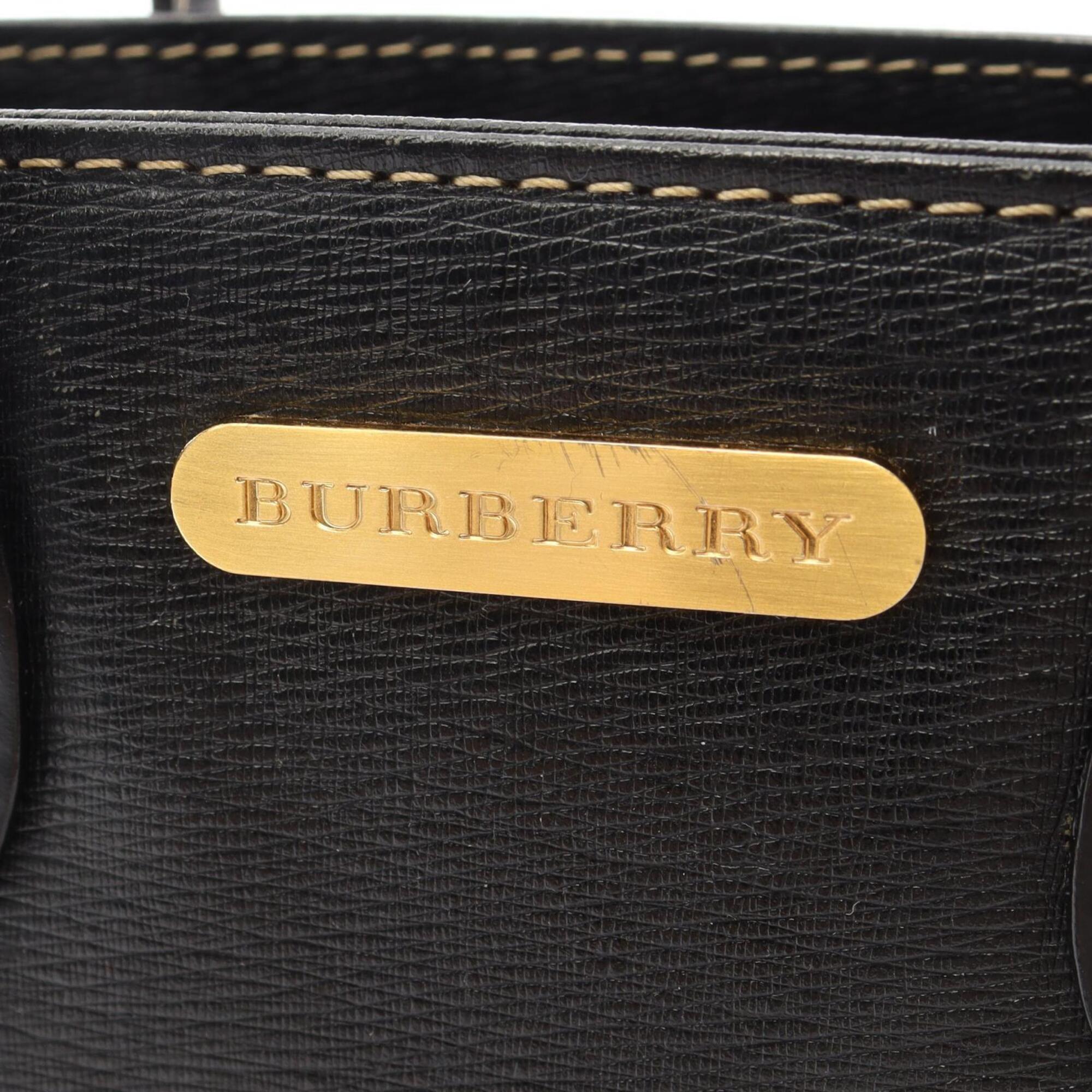 Burberry Black Leather Handbag (Pre-Owned)