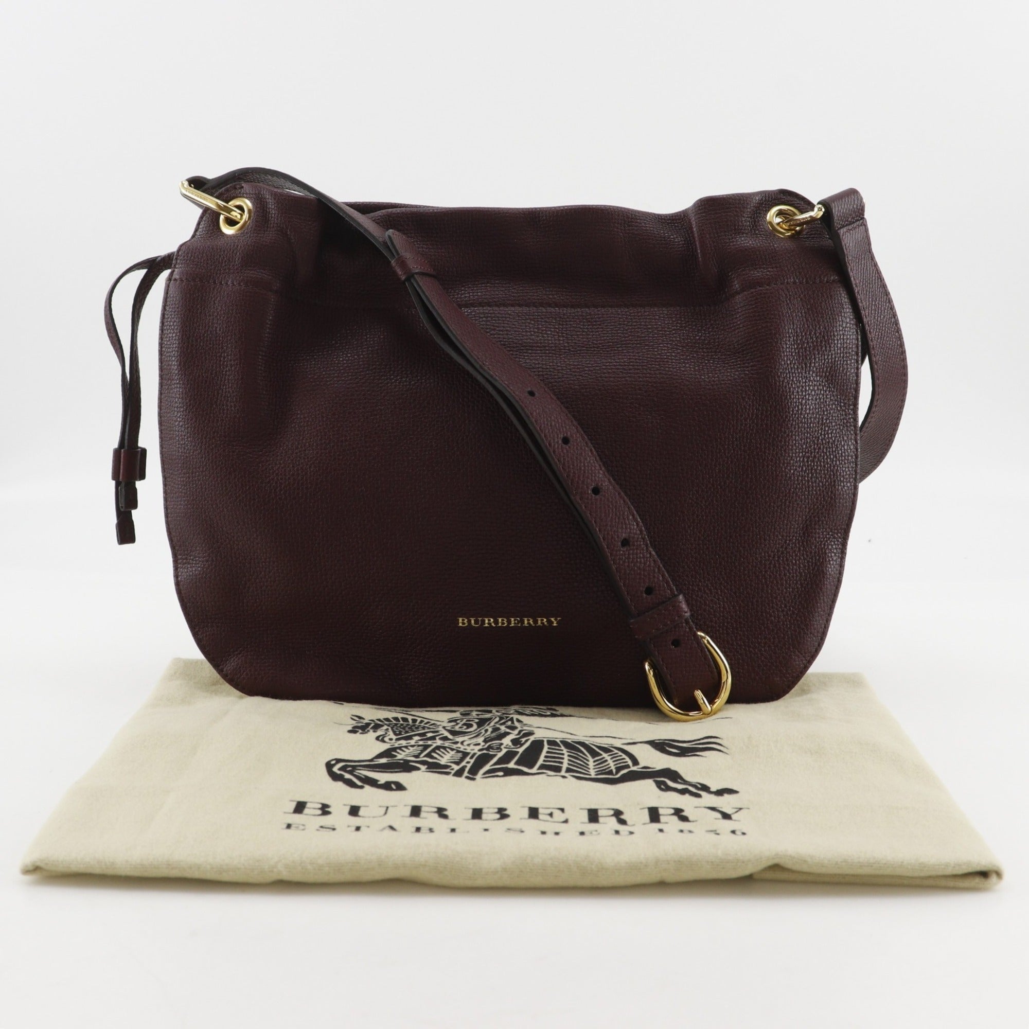 Burberry Bordeaux Red Color Leather Shoulder Bag (Pre-Owned)