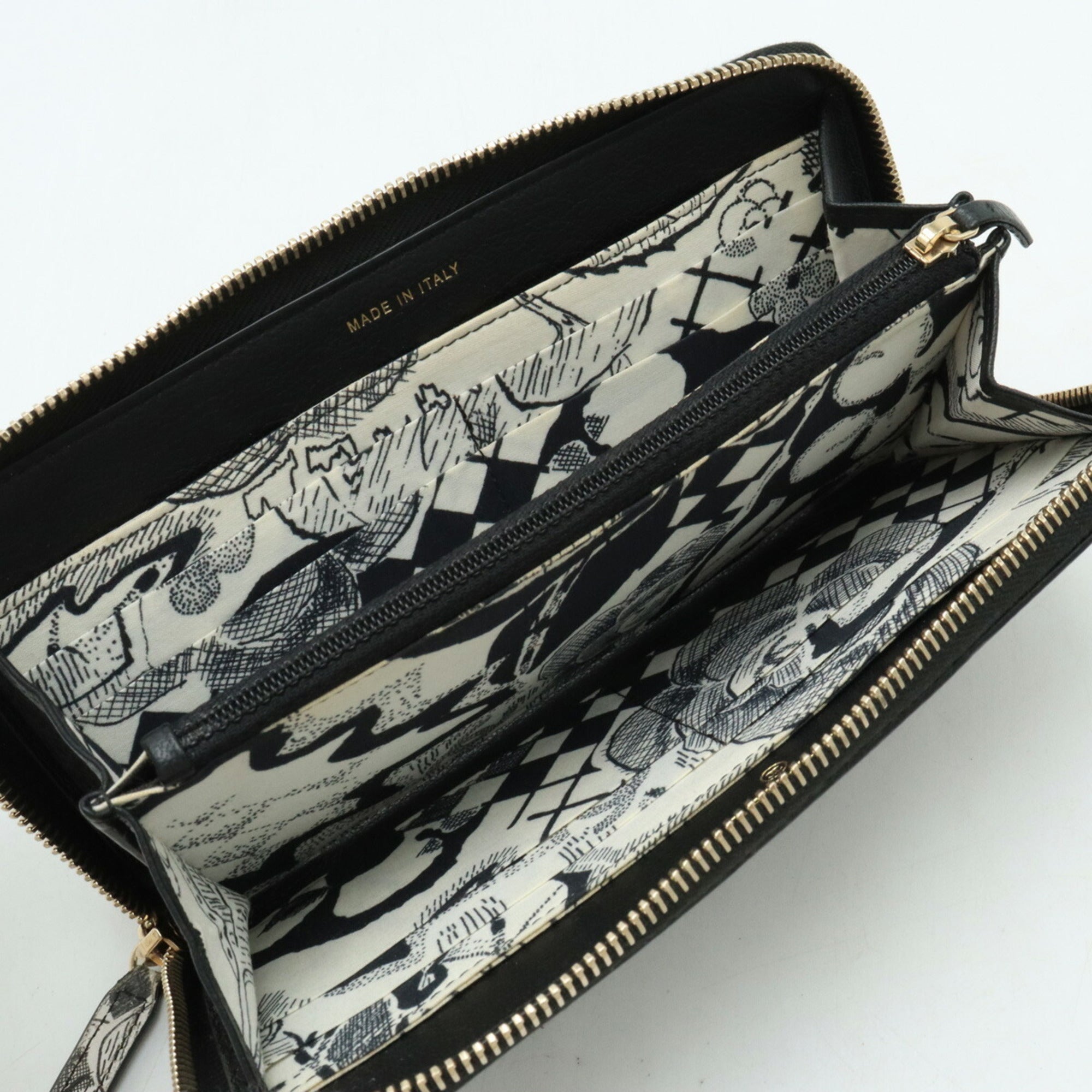 Chanel Black Leather Long Wallet (Bi-Fold) (Pre-Owned)