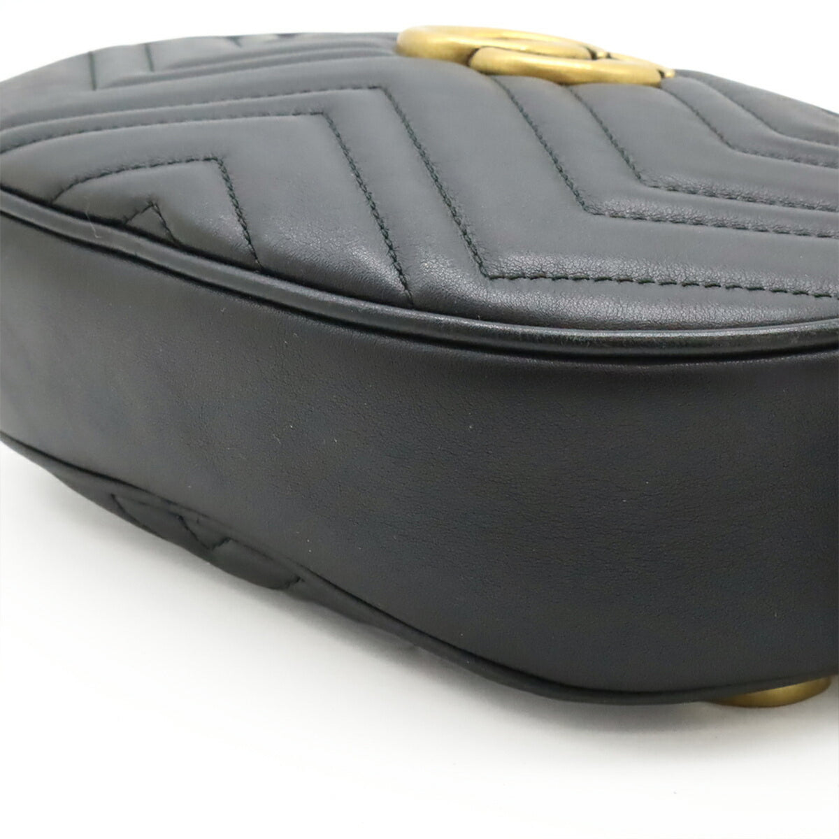 Gucci Black Leather (Pre-Owned)