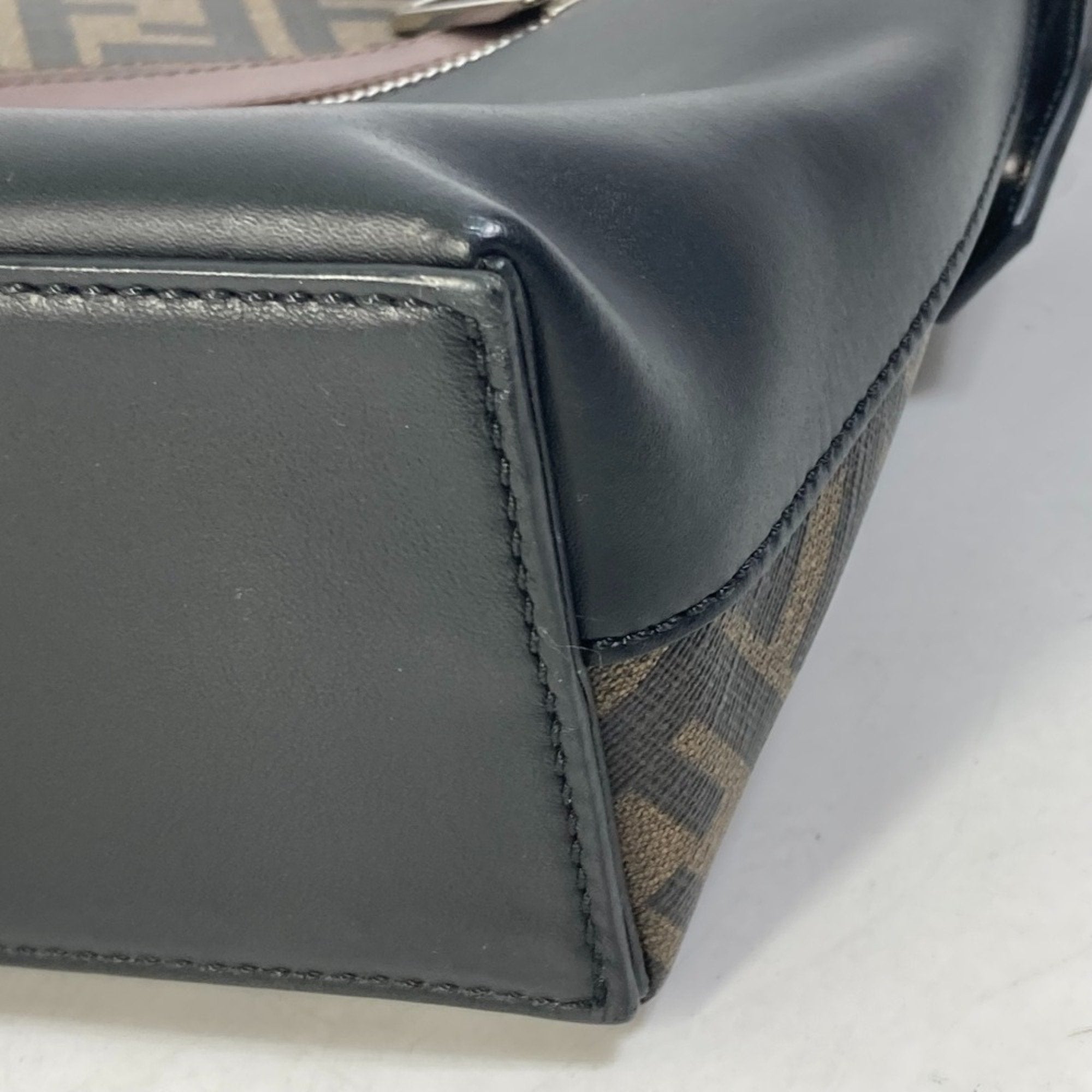 Fendi Brown Other Handbag (Pre-Owned)