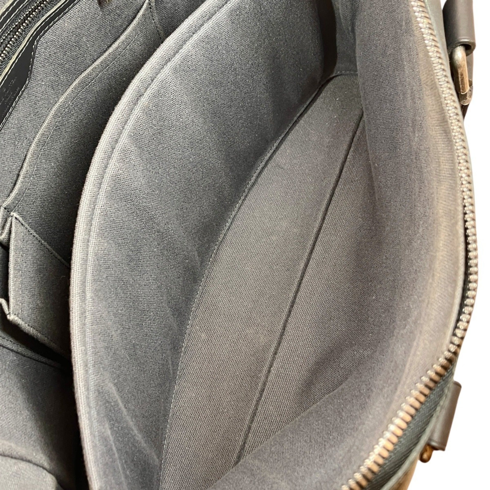 Louis Vuitton Black Utah Leather Briefcase (Pre-Owned)