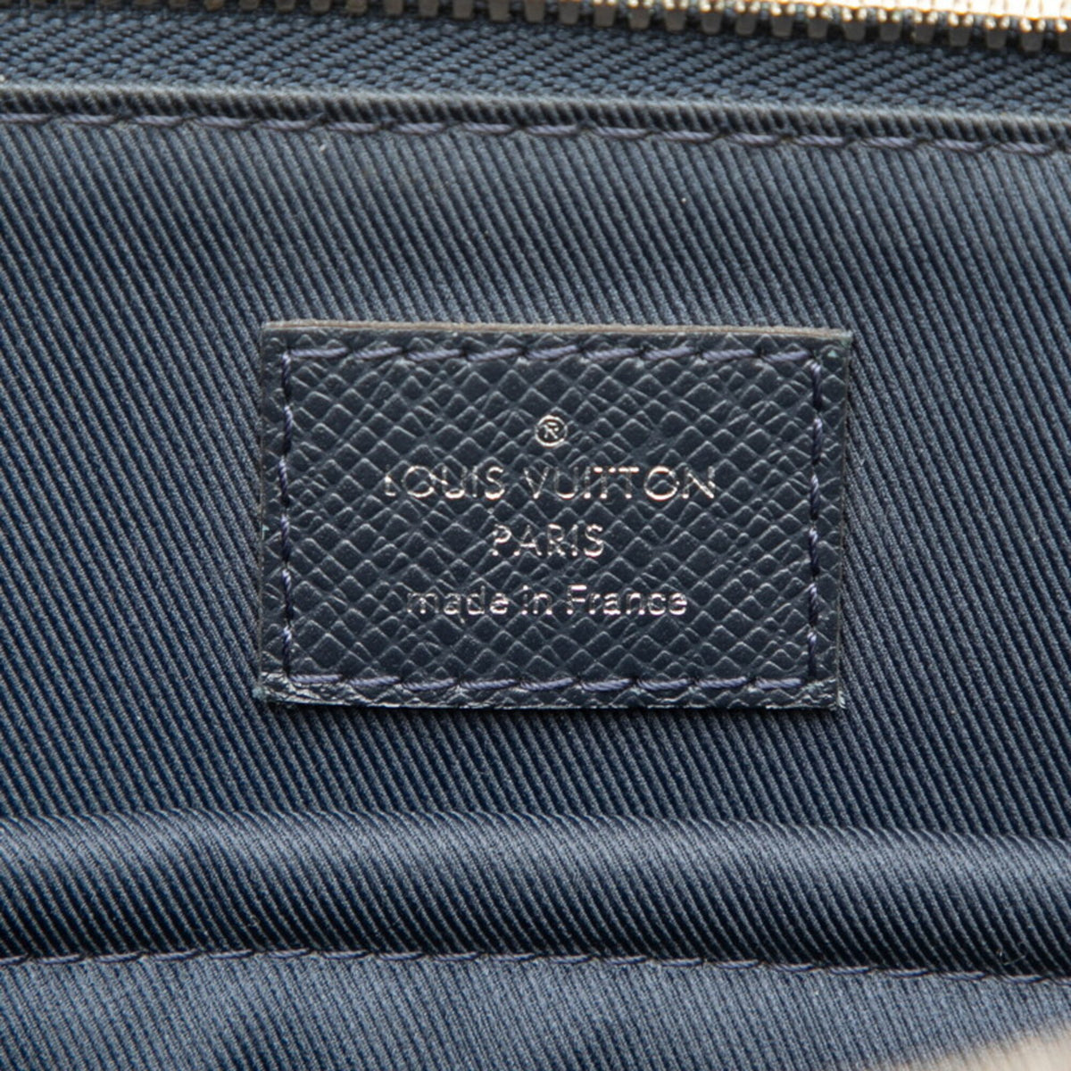 Louis Vuitton Navy Taiga Leather Leather Briefcase Shoulder Bag (Pre-Owned)