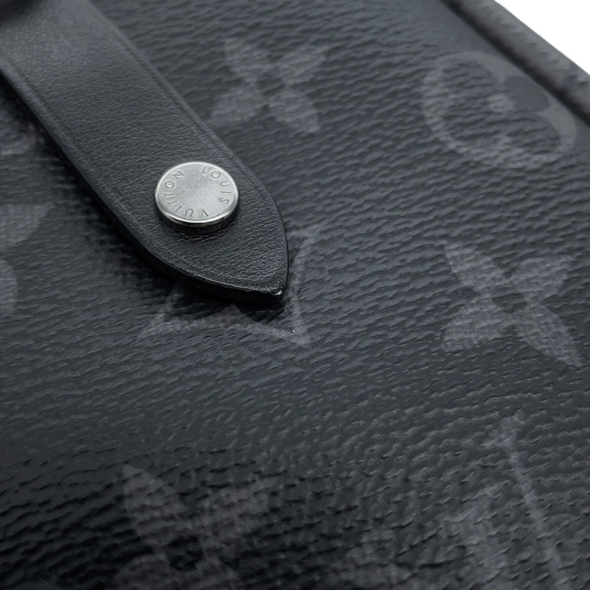 Louis Vuitton Monogram Eclipse Black Noir Monogram Eclipse Pouch Shoulder Bag (Pre-Owned)