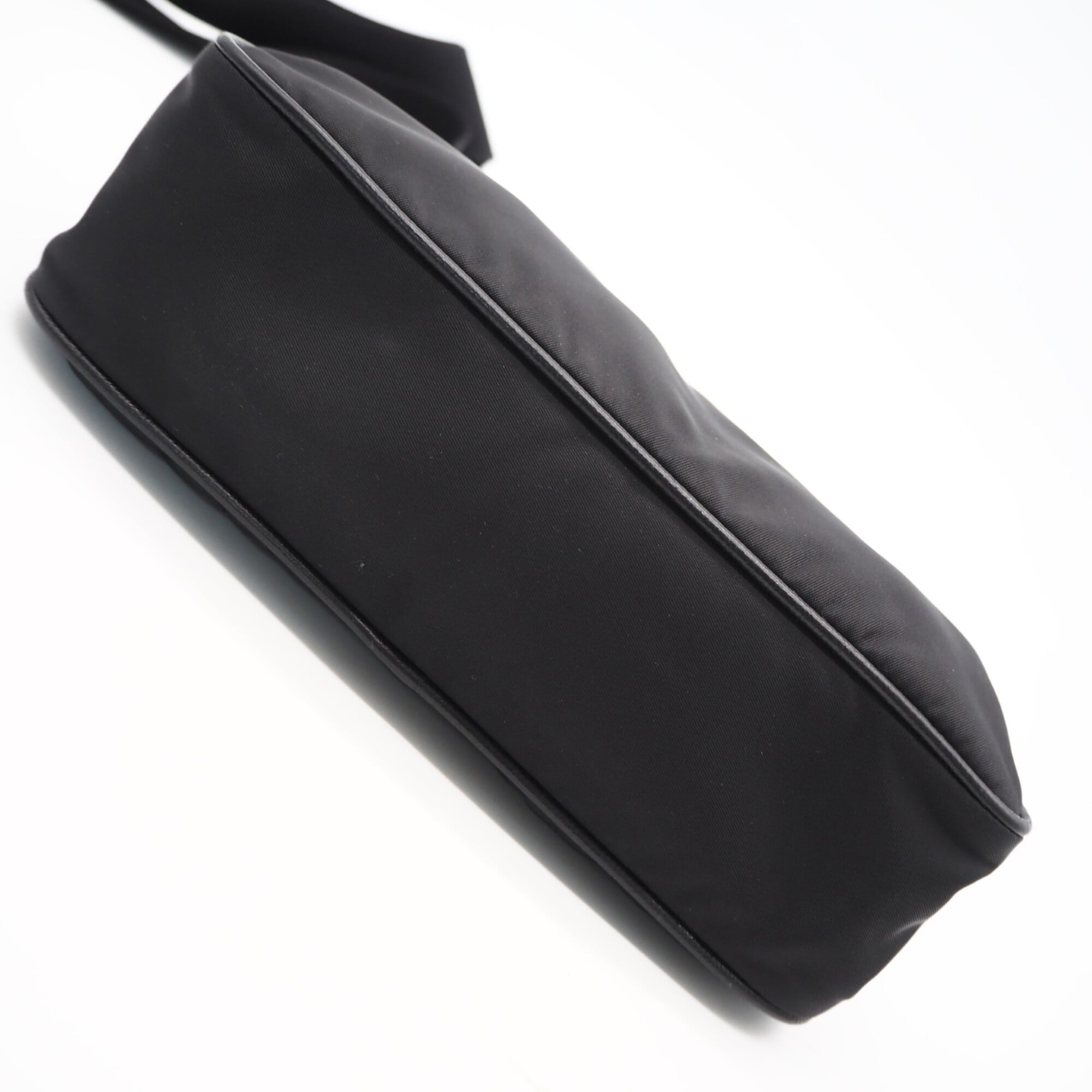 Prada Black Nylon Pouch Shoulder Bag (Pre-Owned)