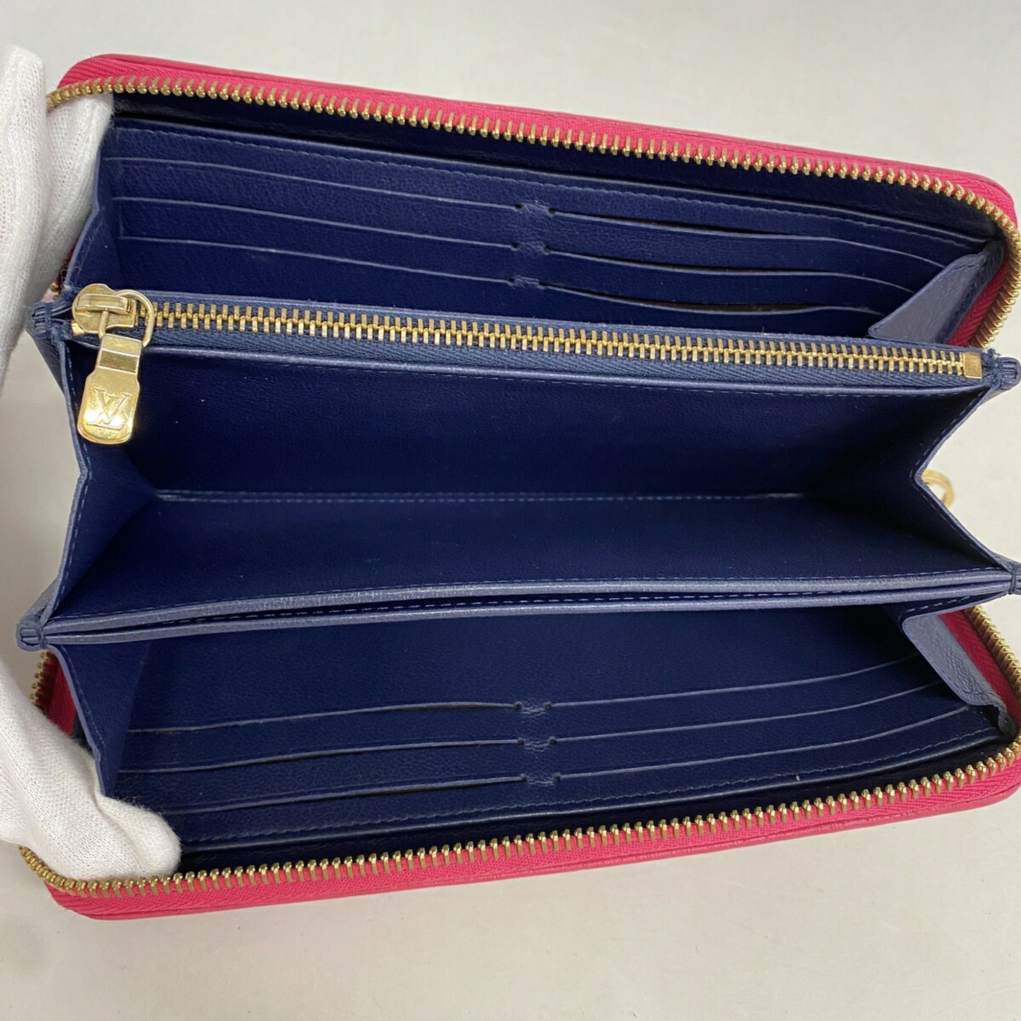 Louis Vuitton Pink Long Wallet (Bi-Fold) (Pre-Owned)