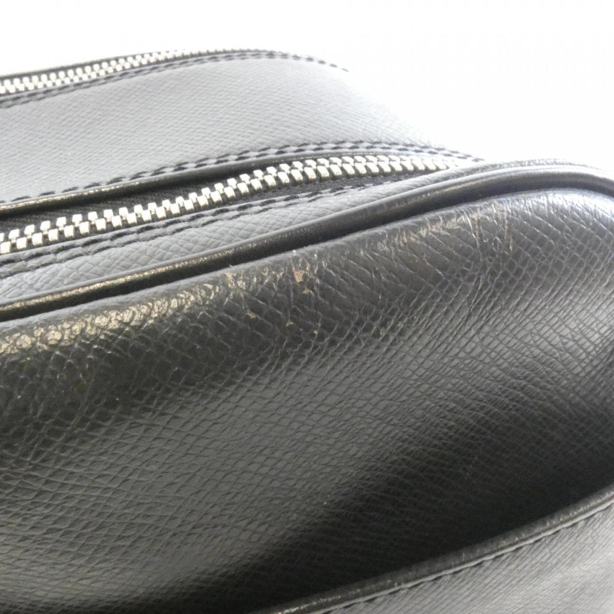 Louis Vuitton Ardoise Leather Shoulder Bag (Pre-Owned)
