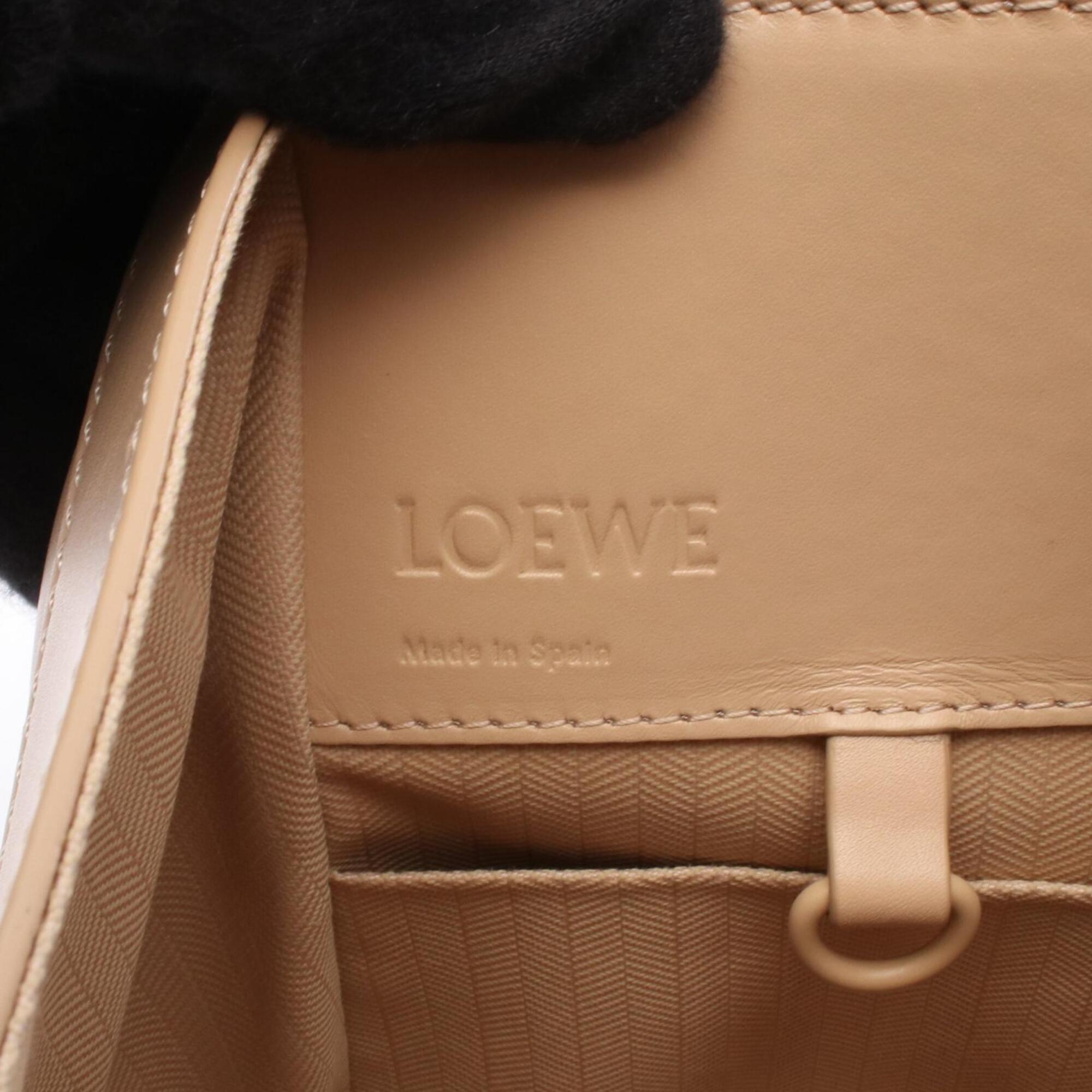 Loewe Beige Leather Handbag (Pre-Owned)
