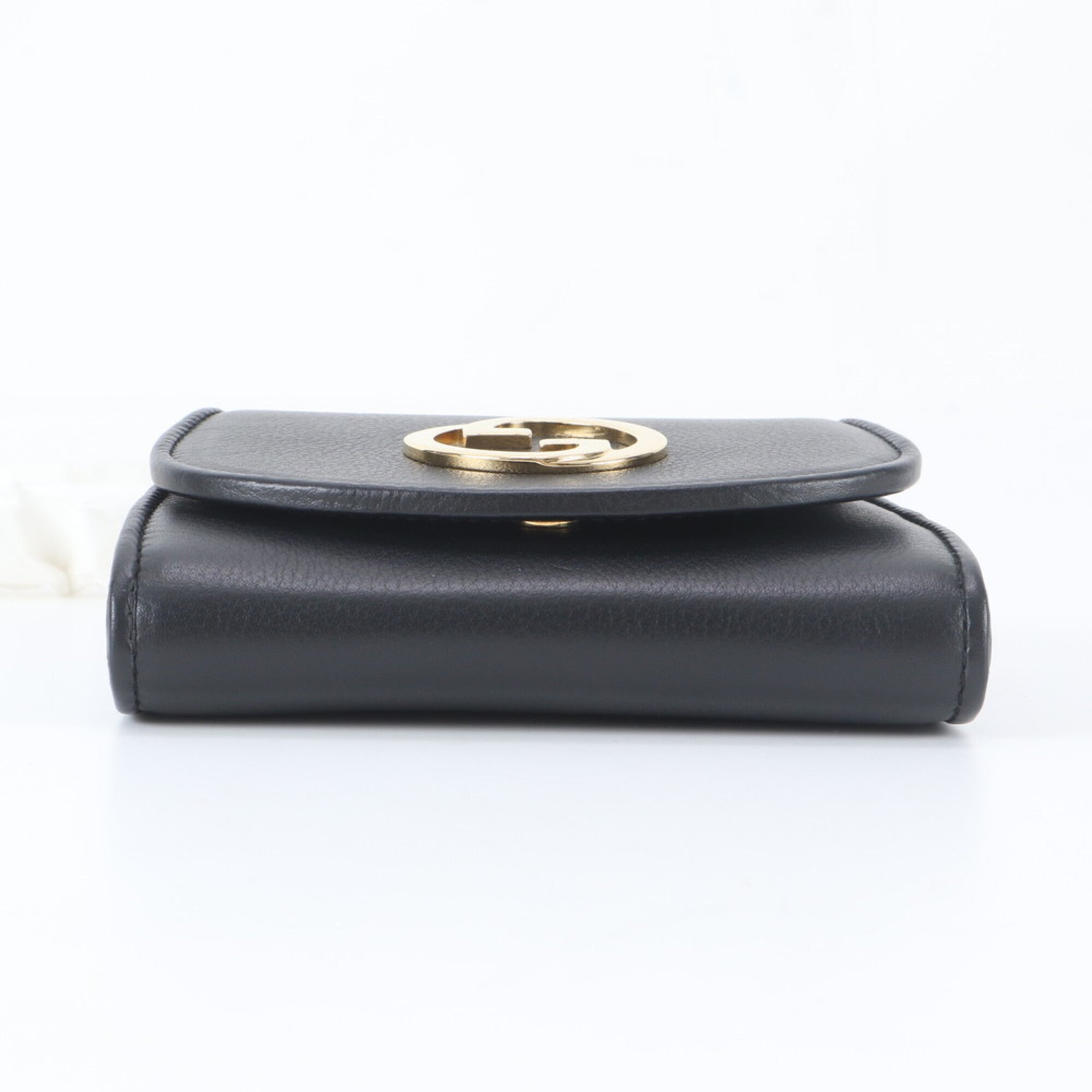 Gucci Black Leather Chain/Shoulder Wallet (Pre-Owned)