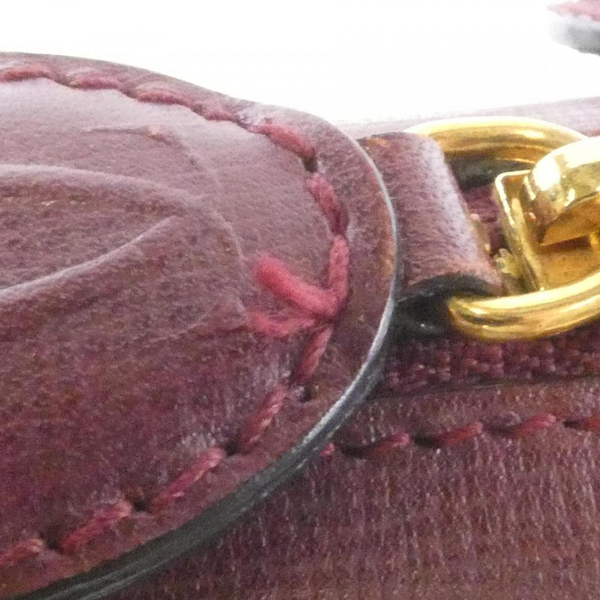 Cartier Red Color Leather Handbag (Pre-Owned)