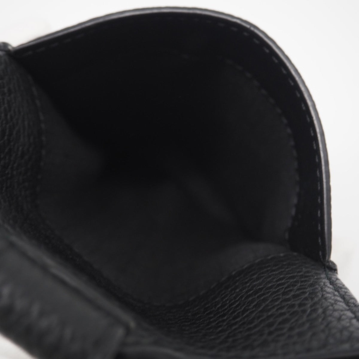 Loewe Black Leather Shoulder Bag Sling Bag (Pre-Owned)