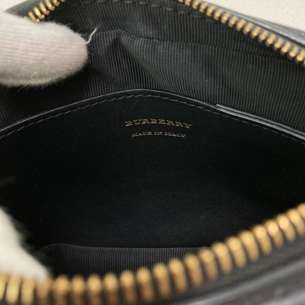 Burberry Beige Black Shoulder Bag (Pre-Owned)
