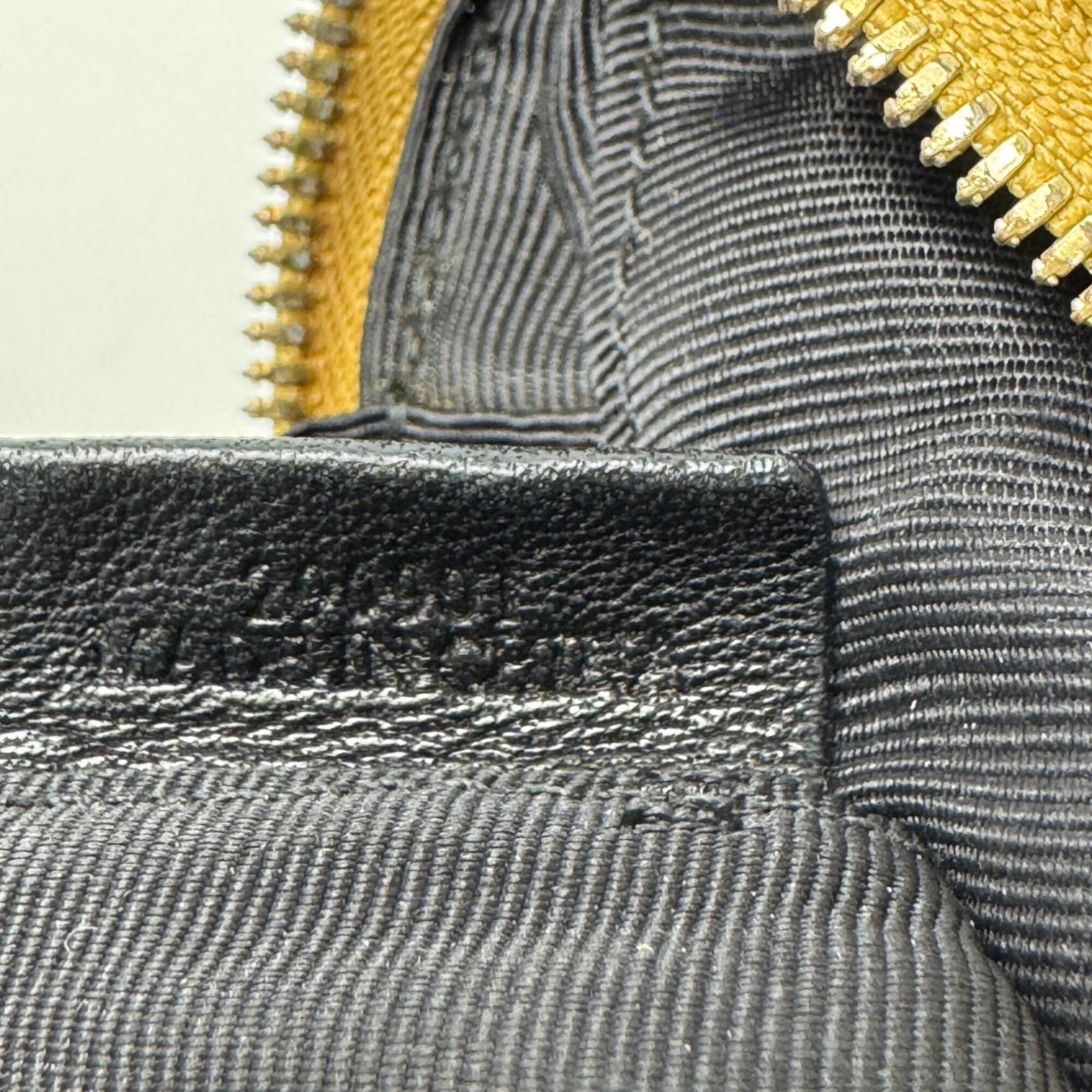 Loewe Gold Pouch (Pre-Owned)