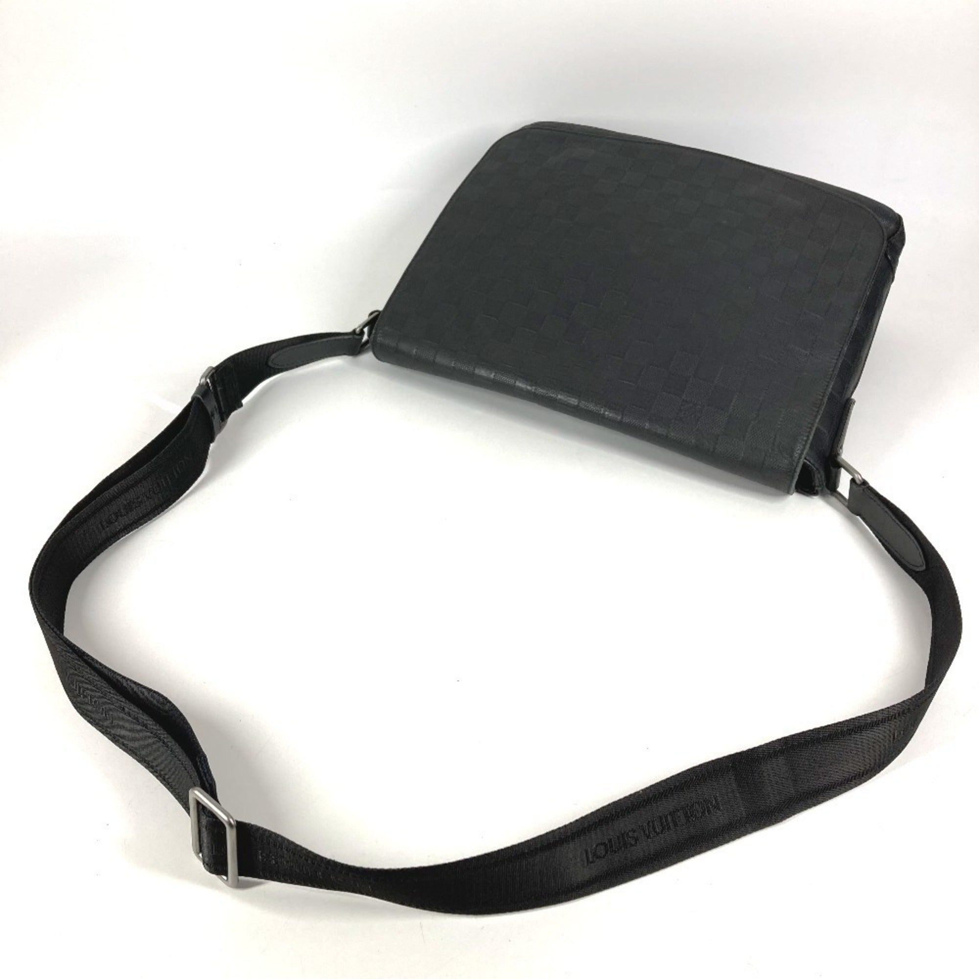 Louis Vuitton Black Onyx Damier Infini Messenger Bag Shoulder Bag (Pre-Owned)