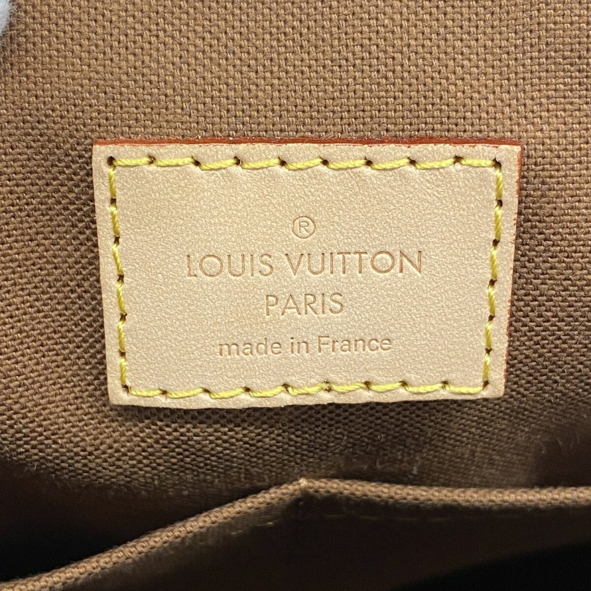 Louis Vuitton Brown Handbag (Pre-Owned)