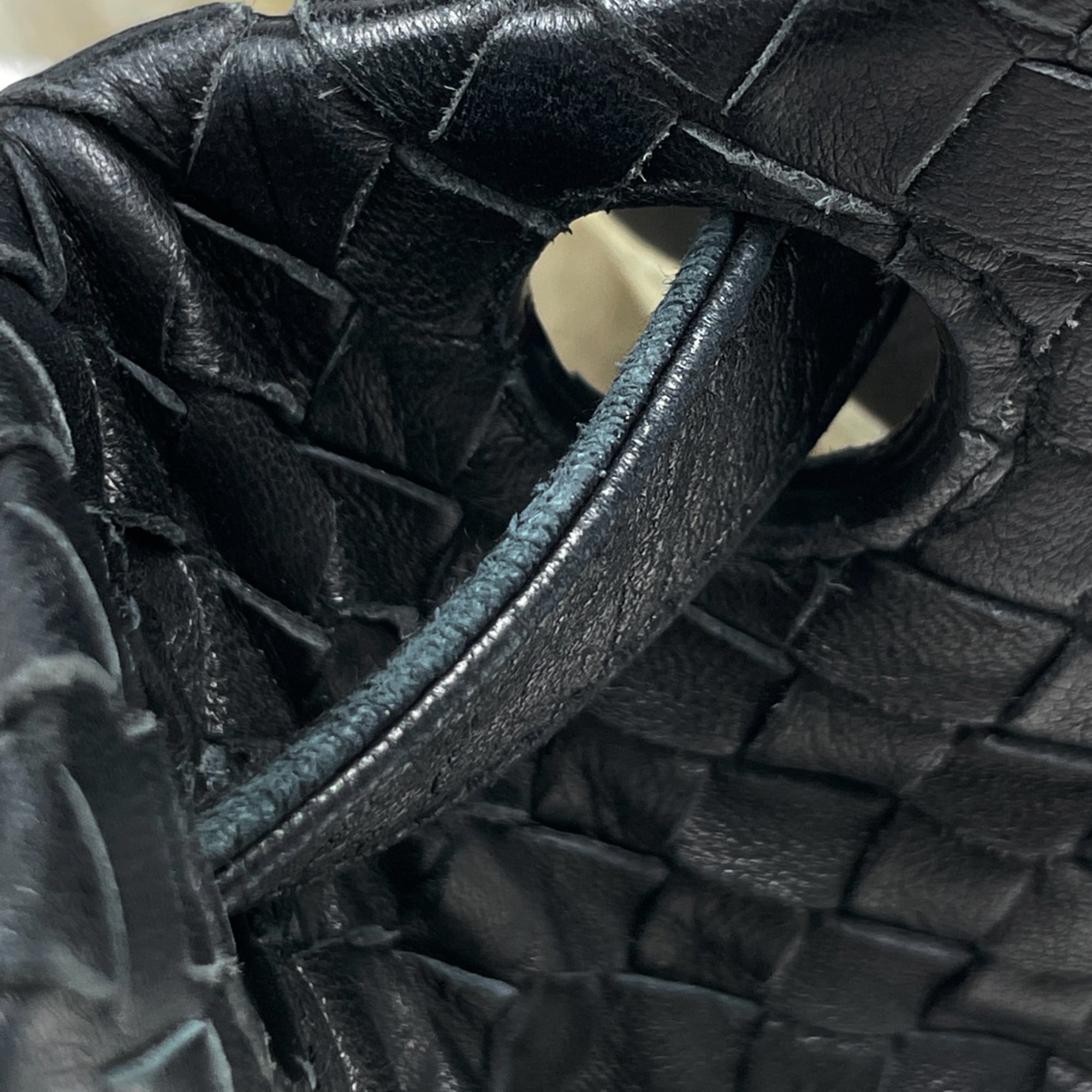 Bottega Veneta Intrecciato Black Leather Tote Bag (Pre-Owned)