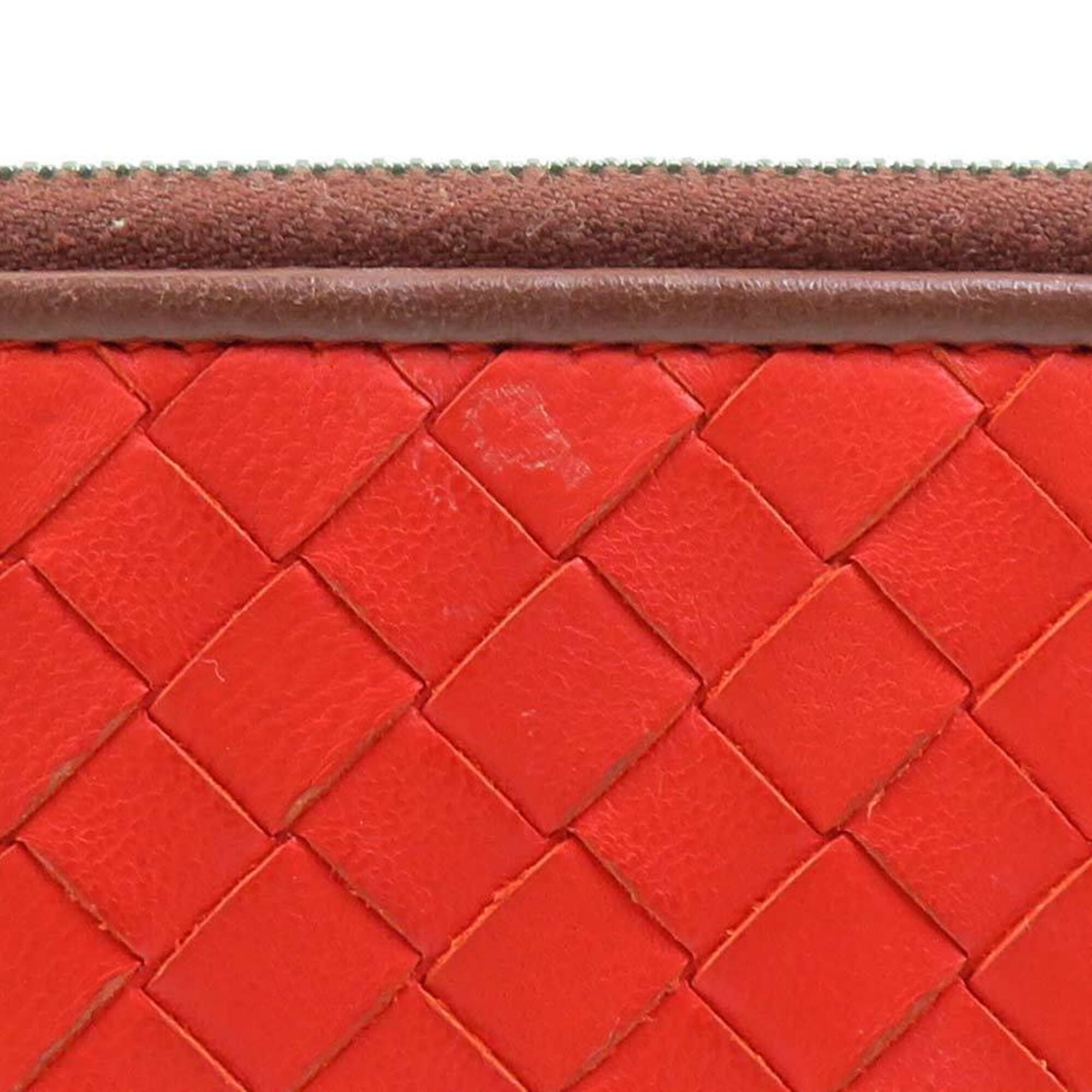 Bottega Veneta Red Color Intrecciato Clutch Bag (Pre-Owned)