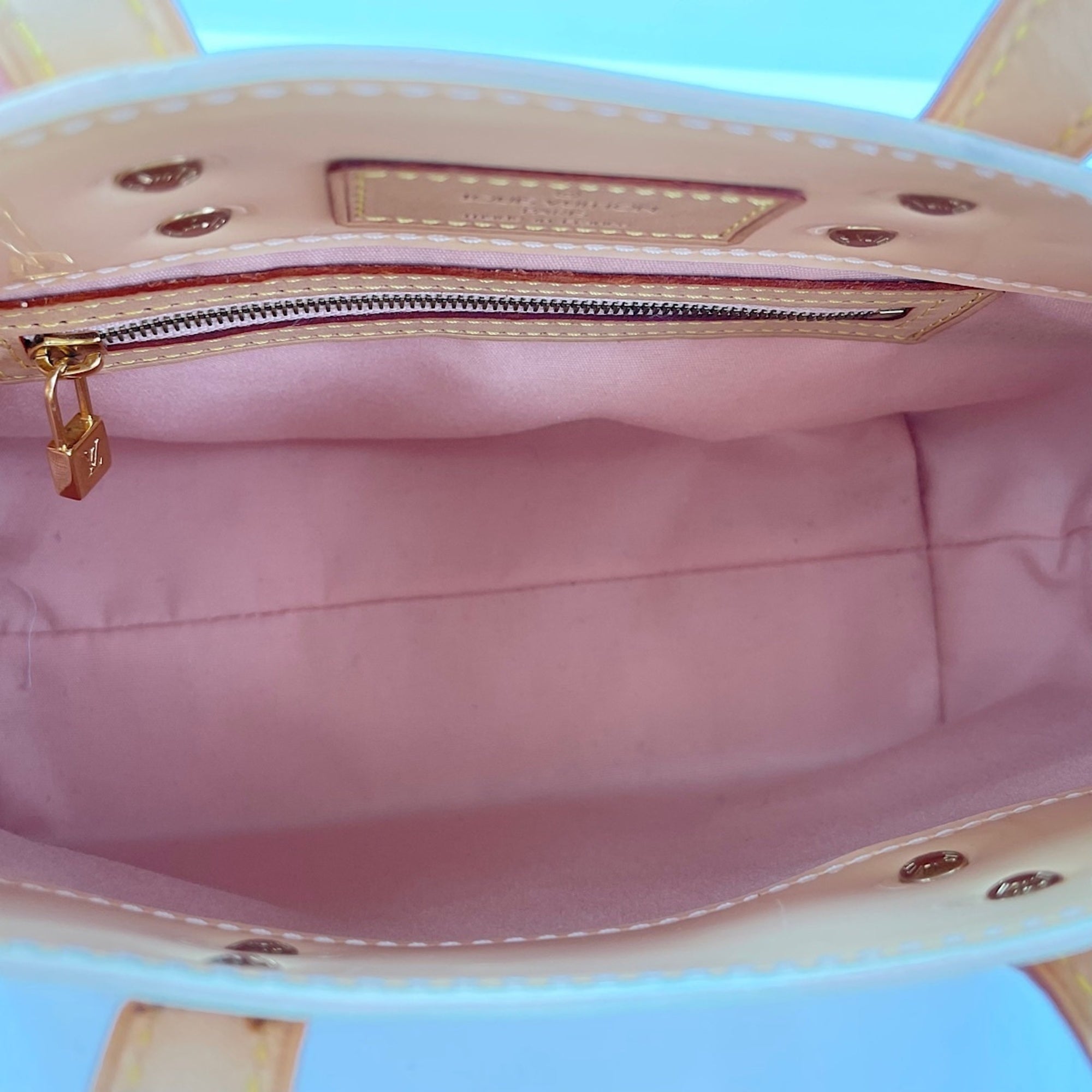 Louis Vuitton Beige Tote Bag (Pre-Owned)