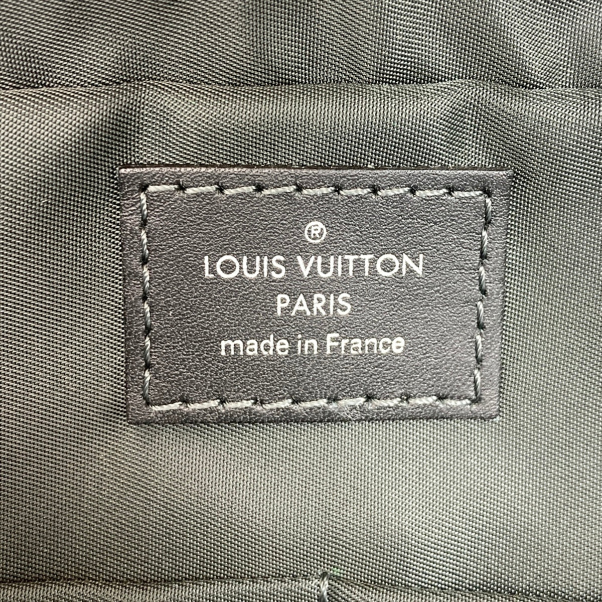 Louis Vuitton Gray Leather Crossbody Bag Fanny Pack (Pre-Owned)