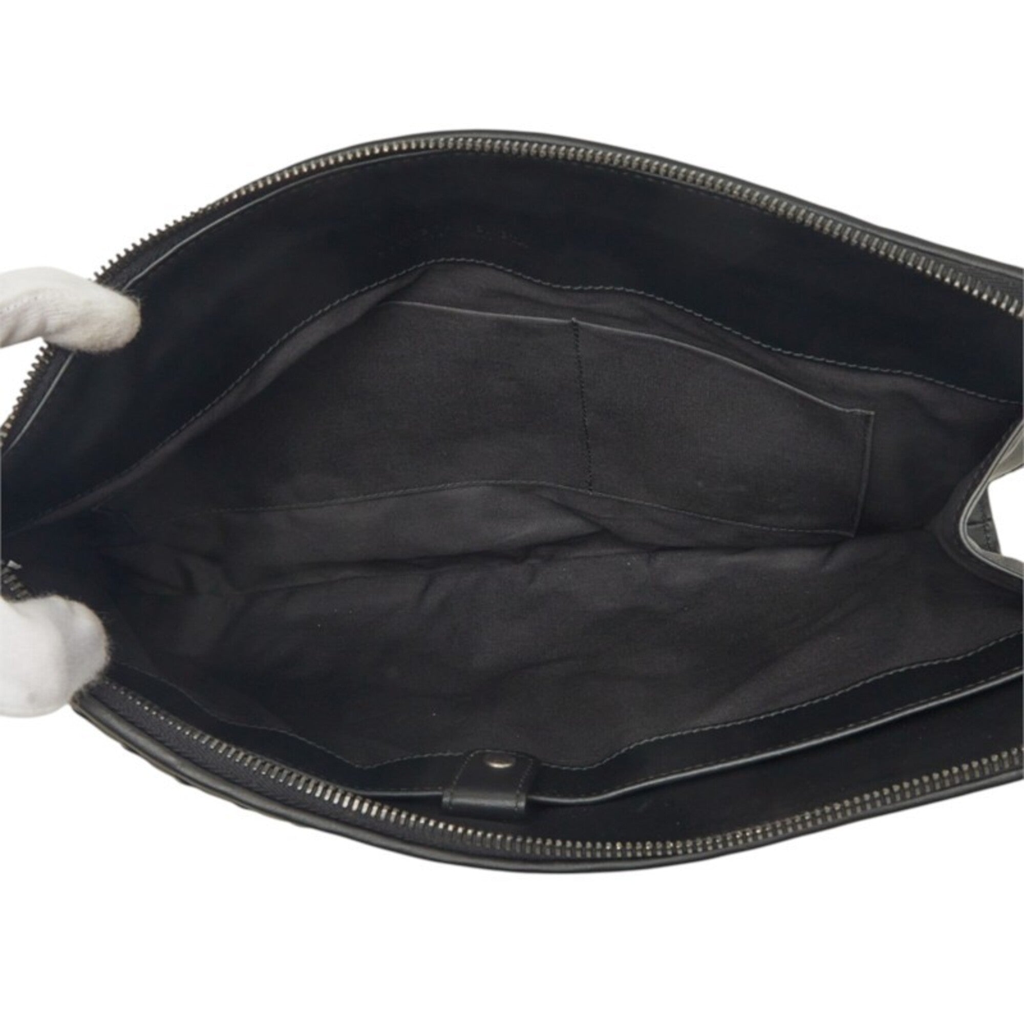 Bottega Veneta Black Leather Clutch Bag (Pre-Owned)