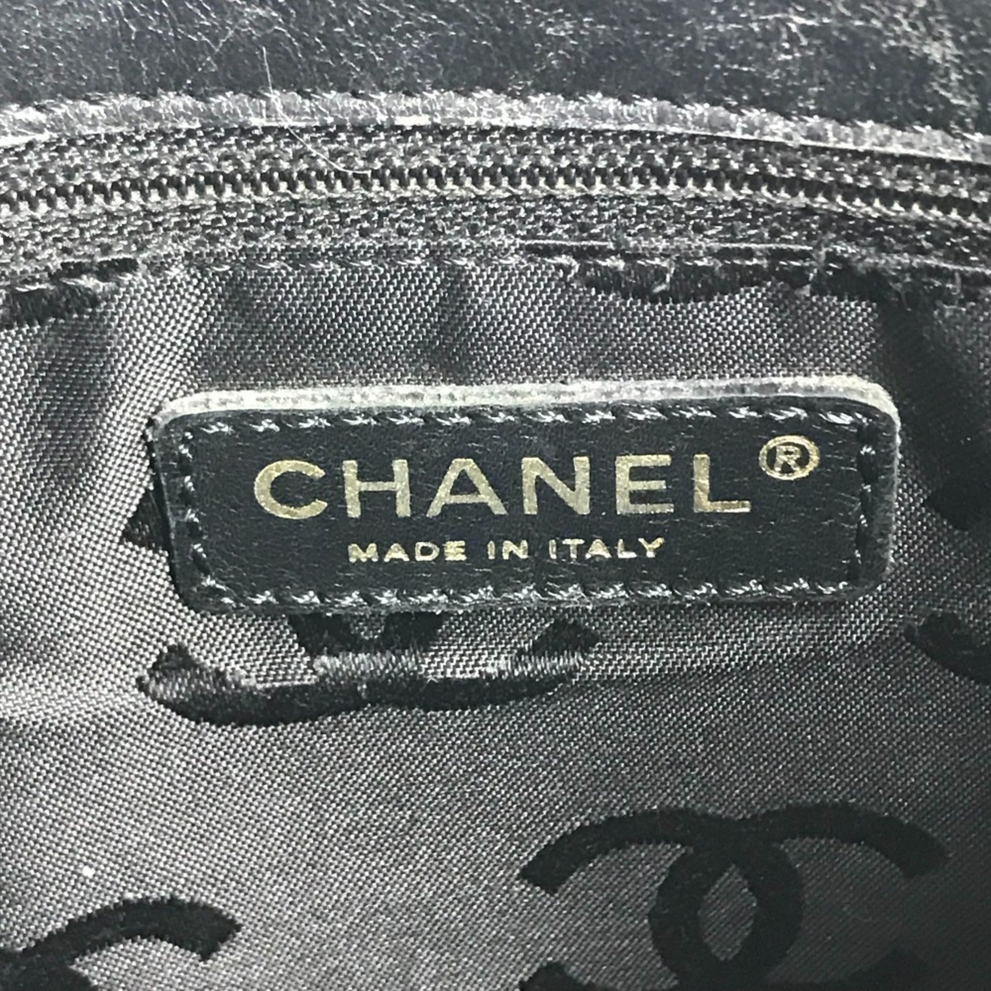 Chanel Camellia Black Patent Leather Handbag Shoulder Bag Tote Bag (Pre-Owned)