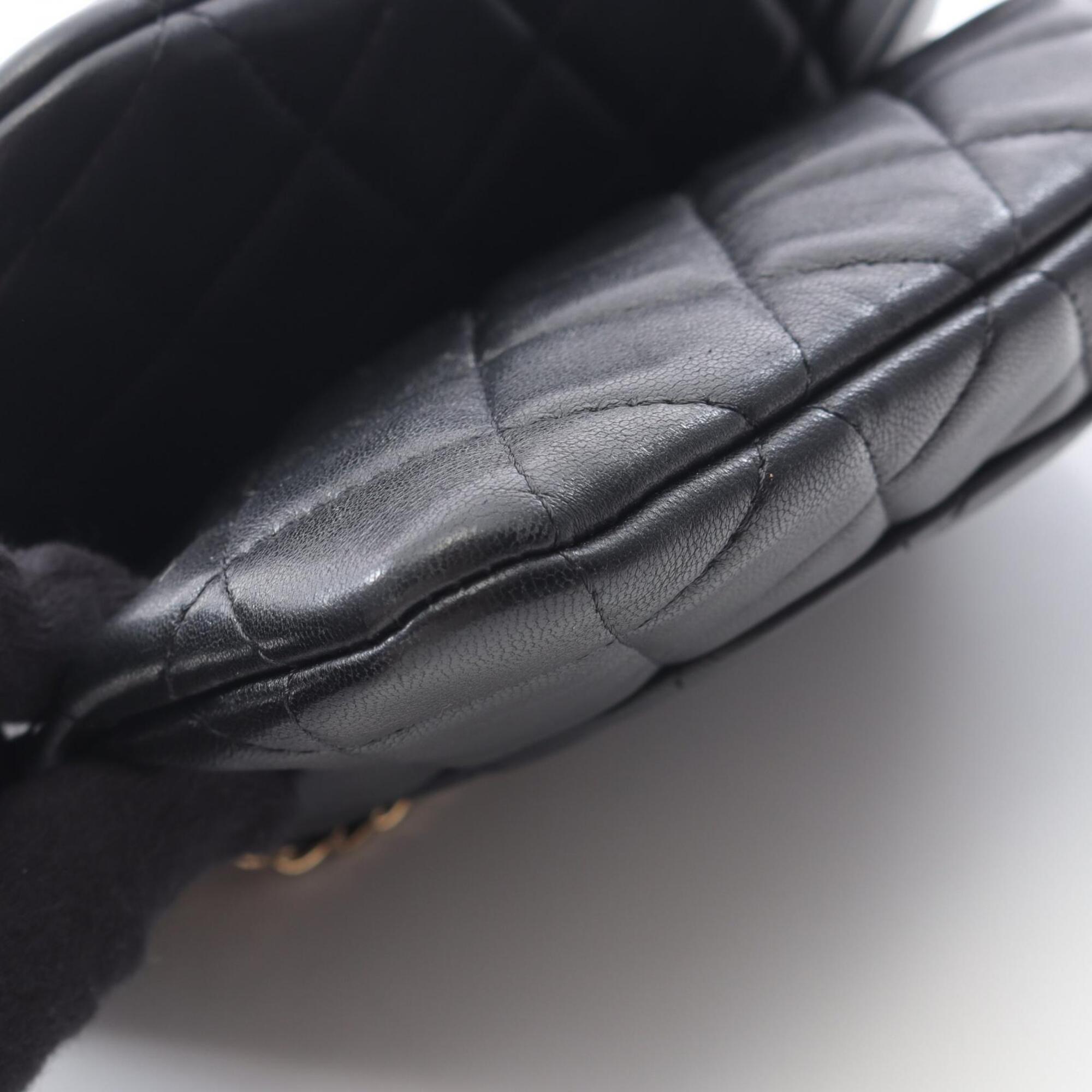 Chanel Black Leather Handbag Shoulder Bag (Pre-Owned)