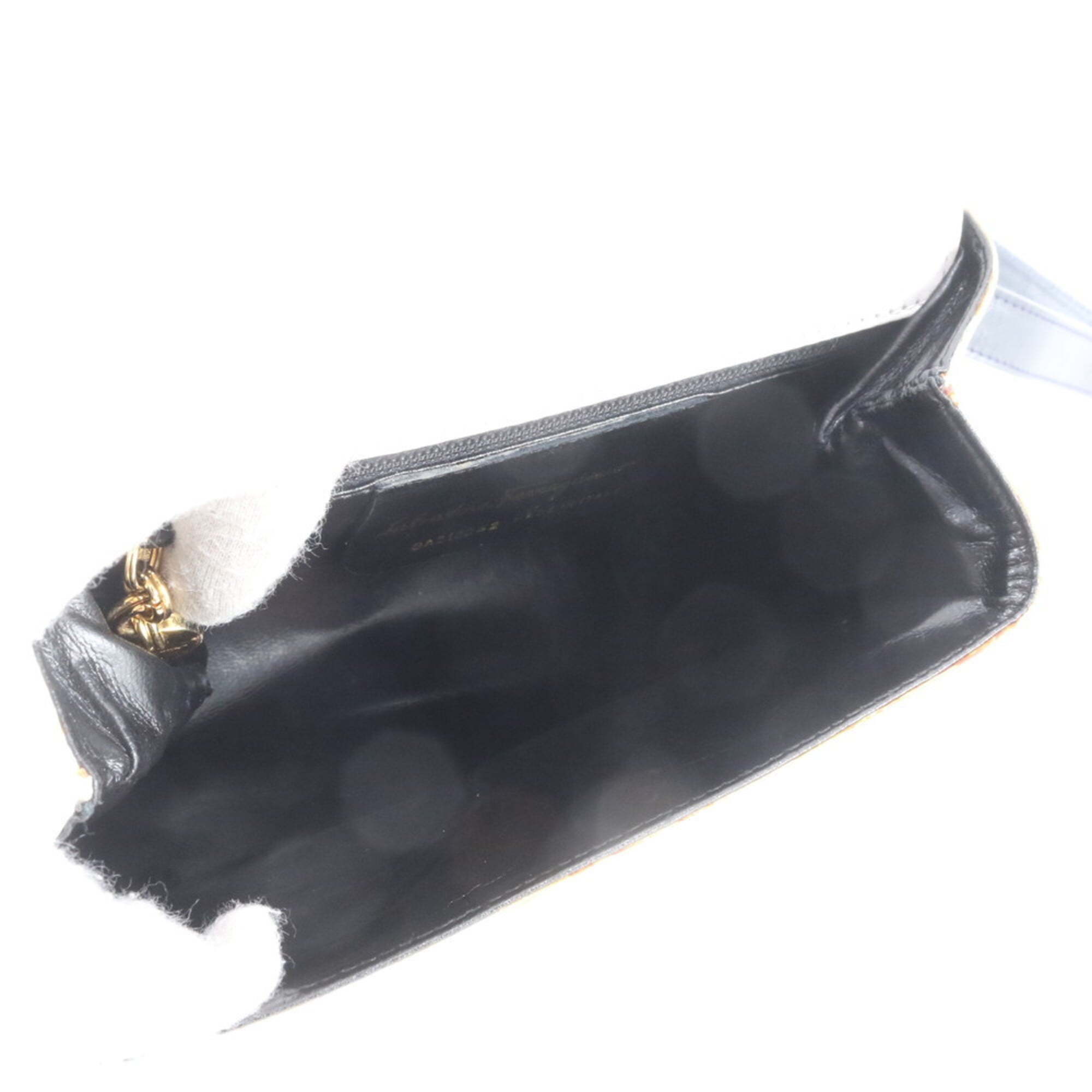 Salvatore Ferragamo Black White Leather Shoulder Bag (Pre-Owned)