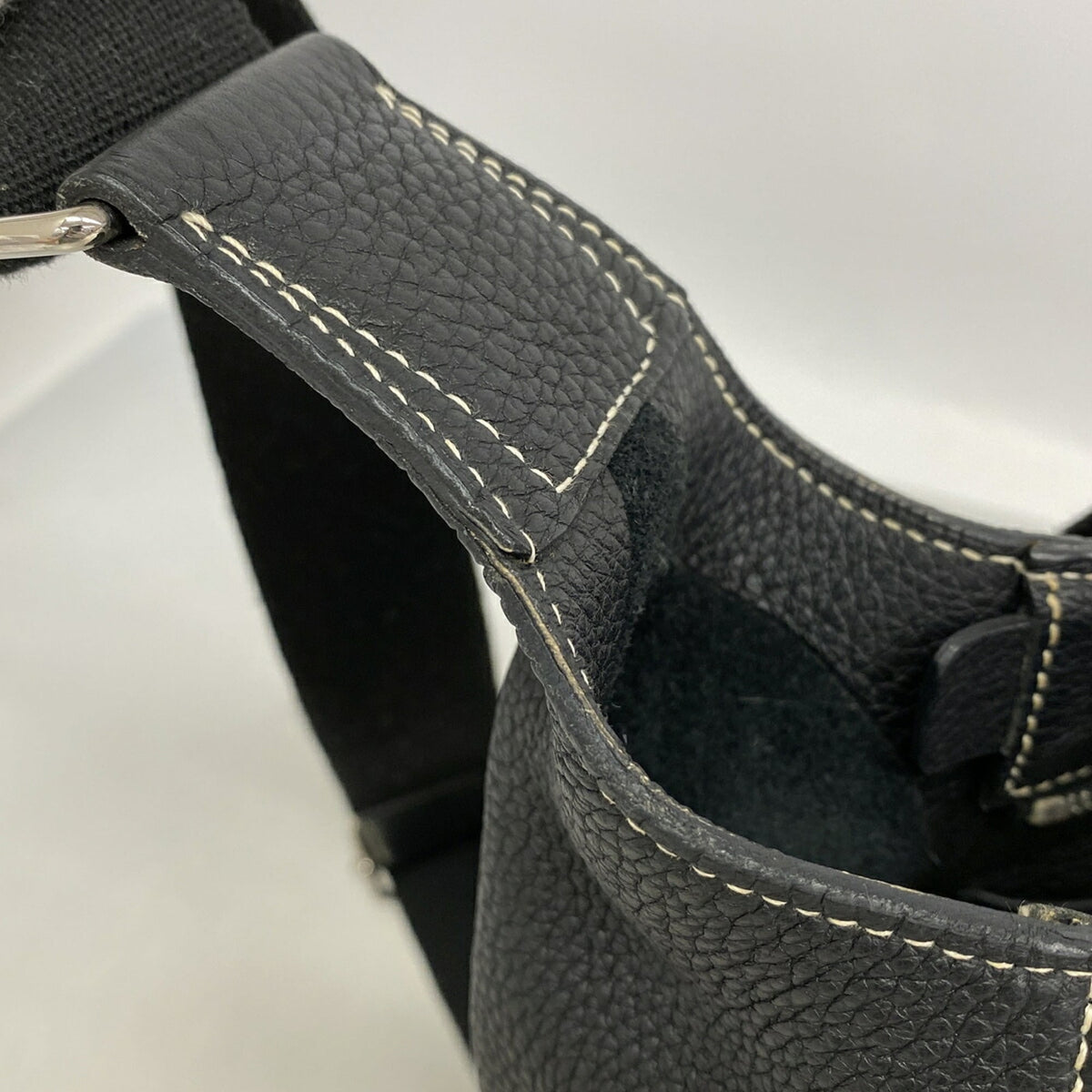 Hermes Black Taurillon Clemence Leather Shoulder Bag (Pre-Owned)