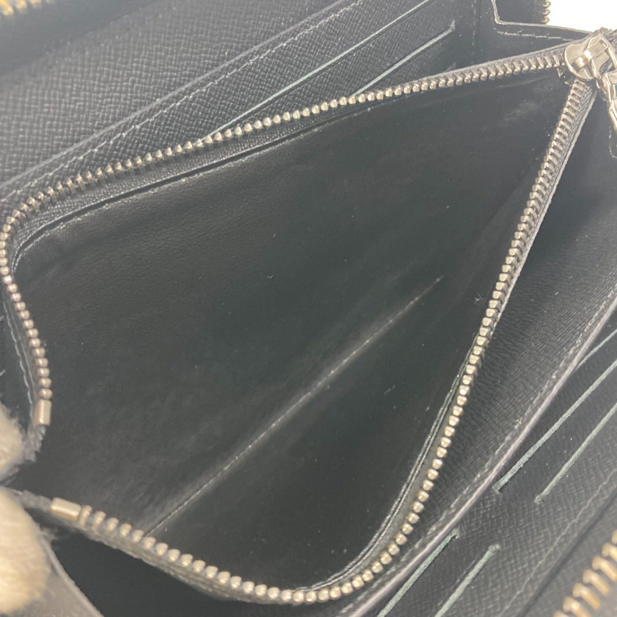 Louis Vuitton Black Monogram Eclipse Canvas Long Wallet (Bi-Fold) (Pre-Owned)