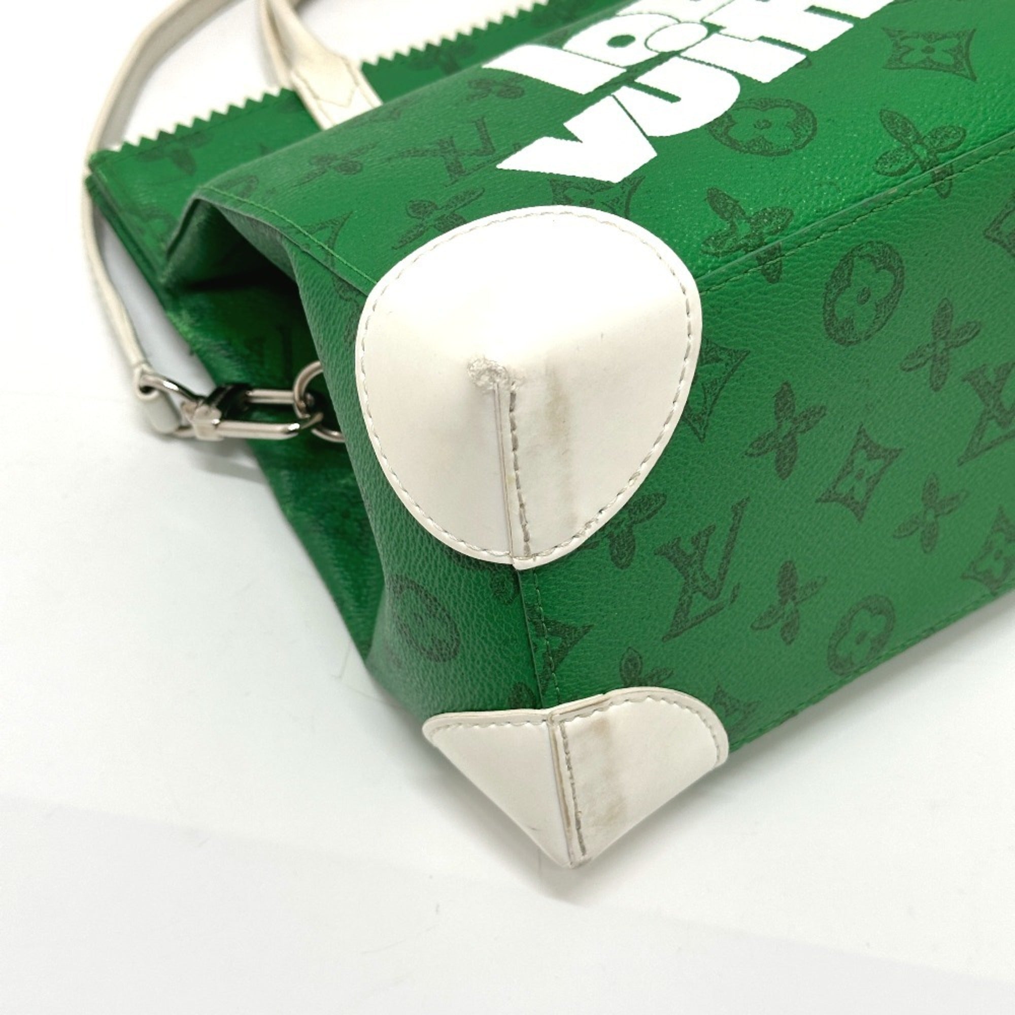 Louis Vuitton Green Monogram Handbag (Pre-Owned)